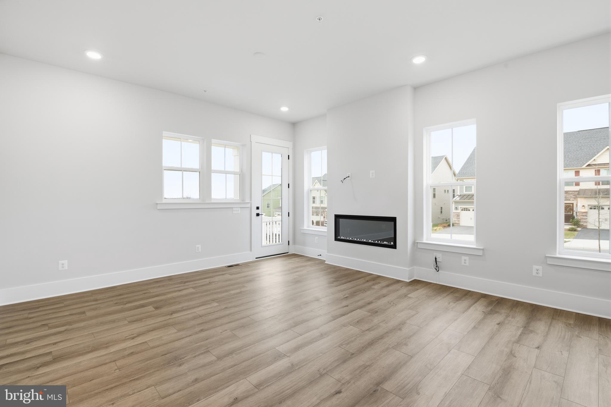 BRUNSWICK CROSSING - Residential