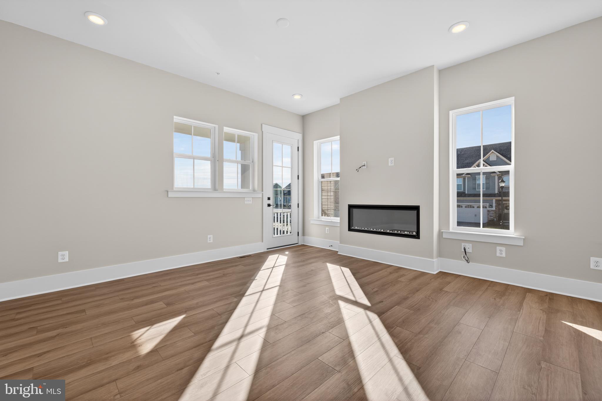 BRUNSWICK CROSSING - Residential