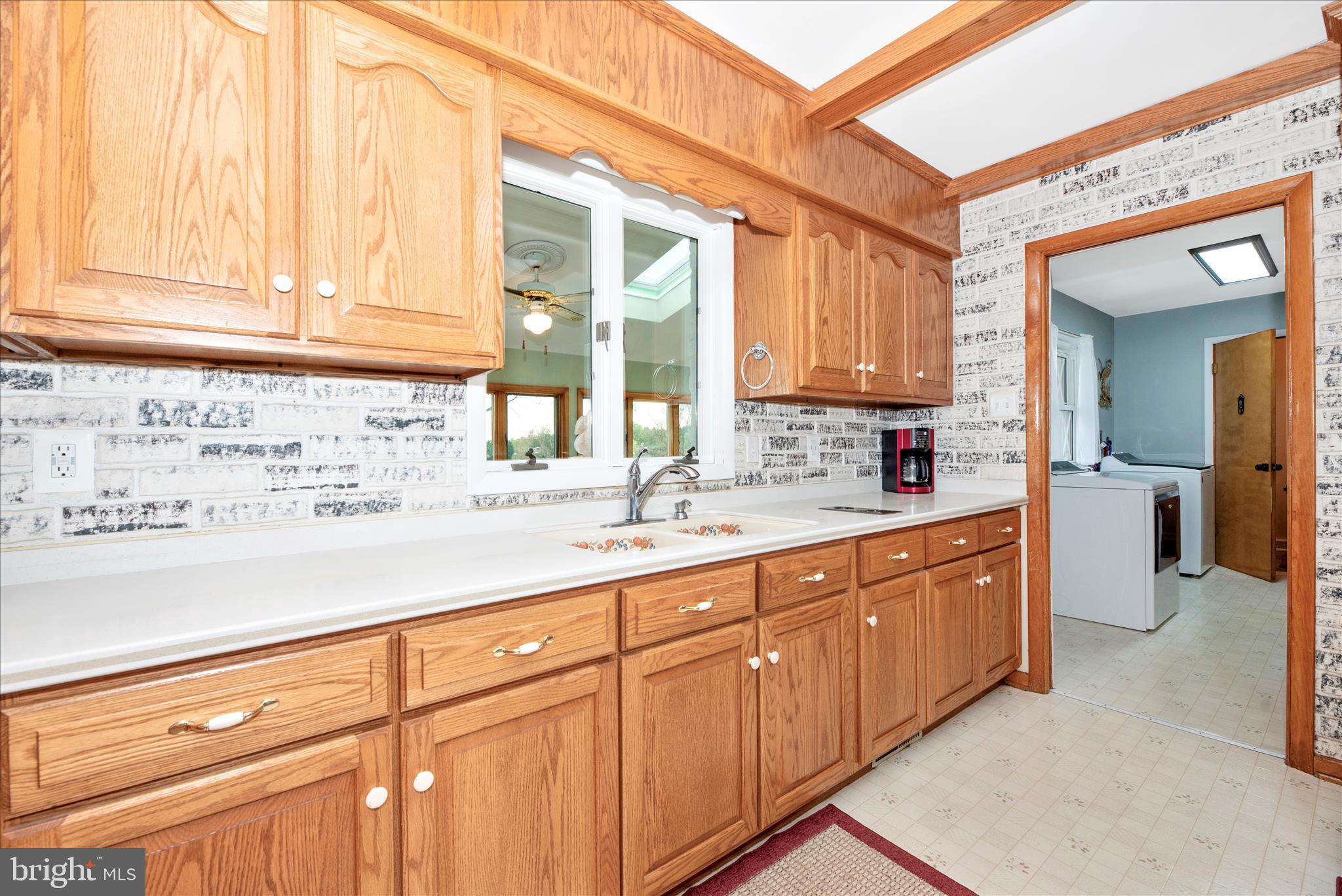 MOUNTAIN VIEW ESTATES - Residential