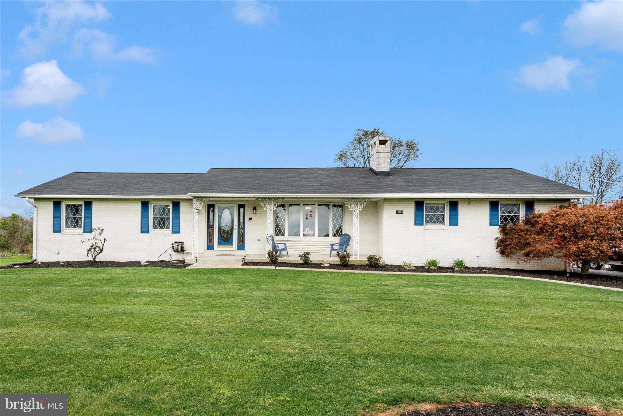 MOUNTAIN VIEW ESTATES - Residential