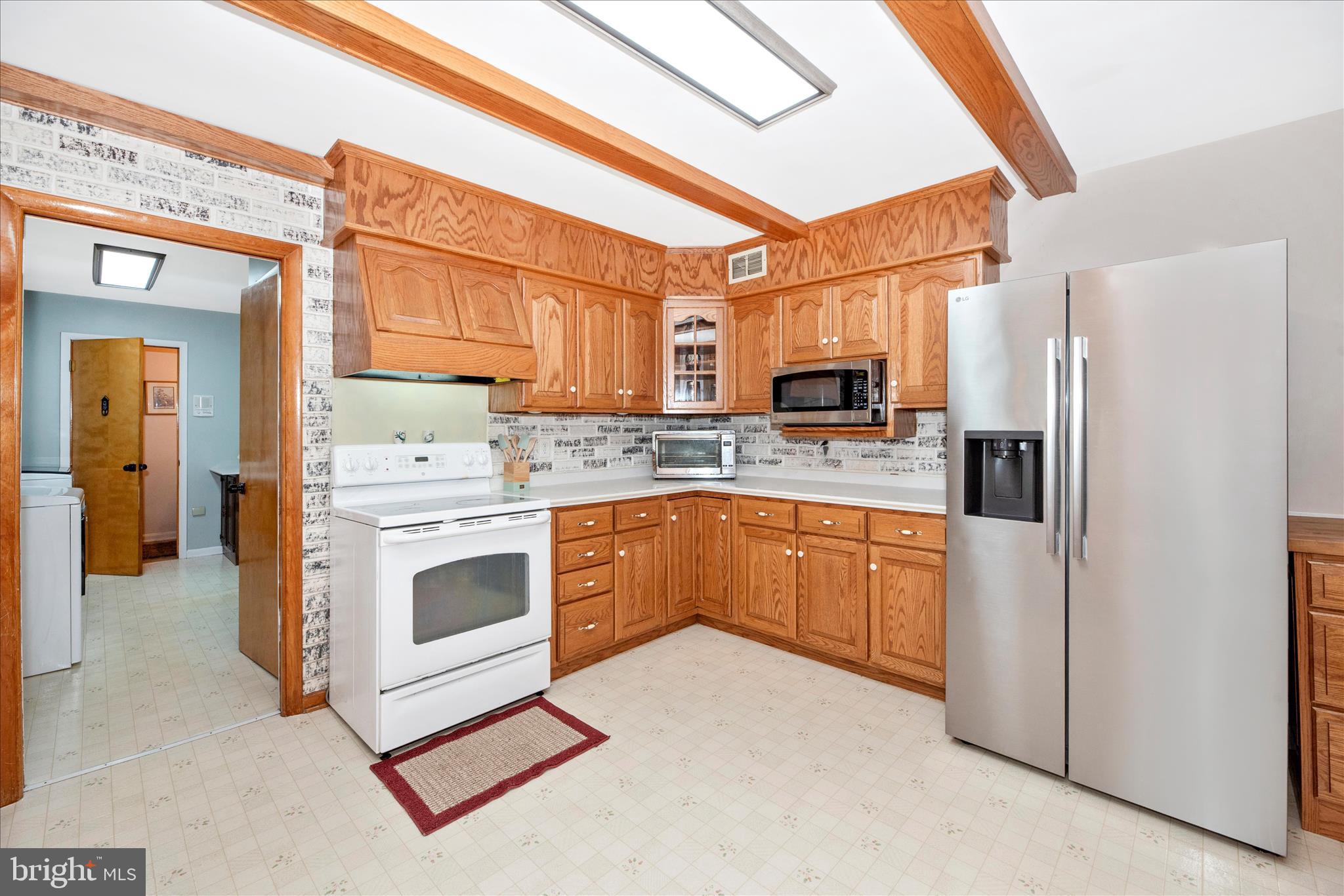 MOUNTAIN VIEW ESTATES - Residential