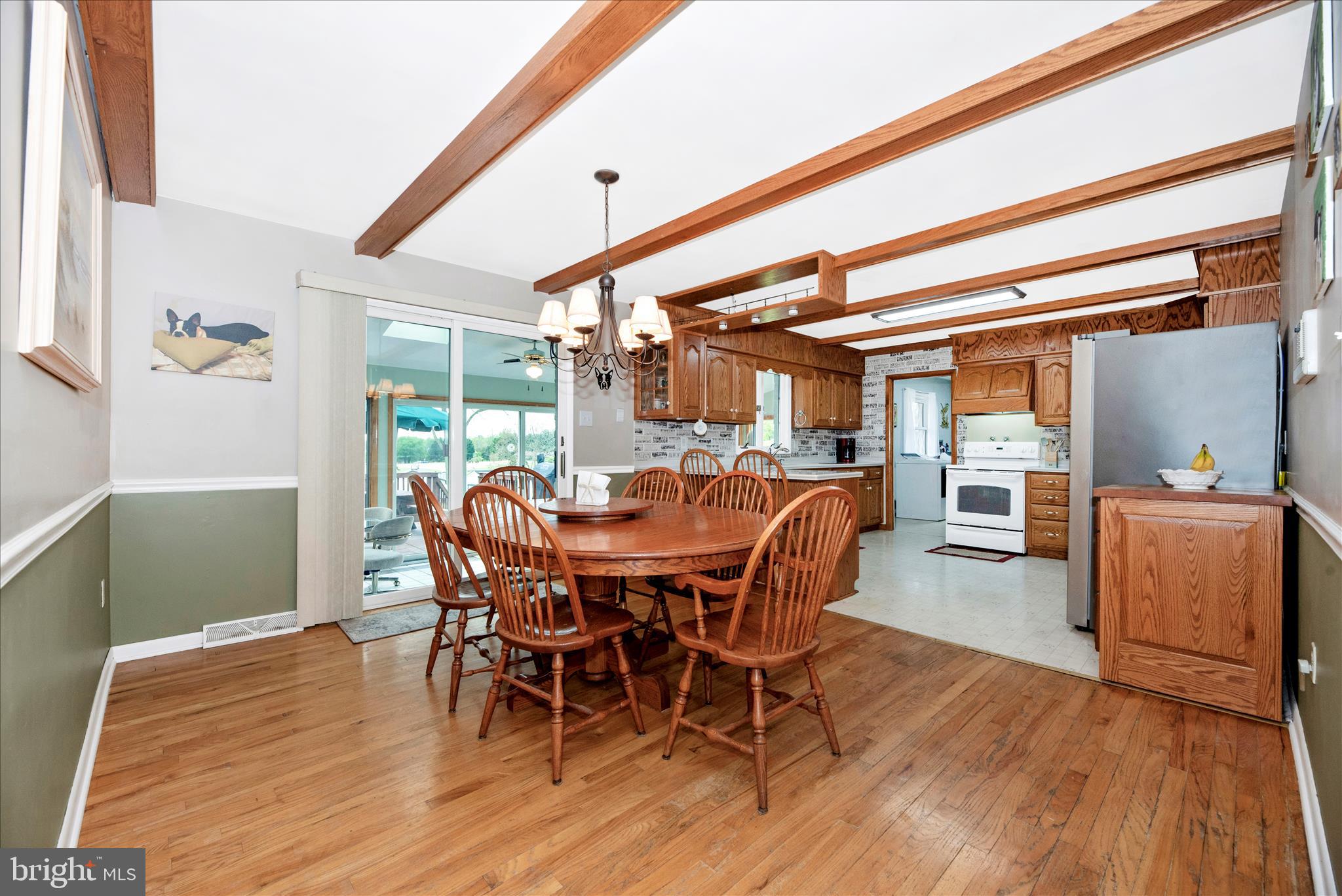 MOUNTAIN VIEW ESTATES - Residential
