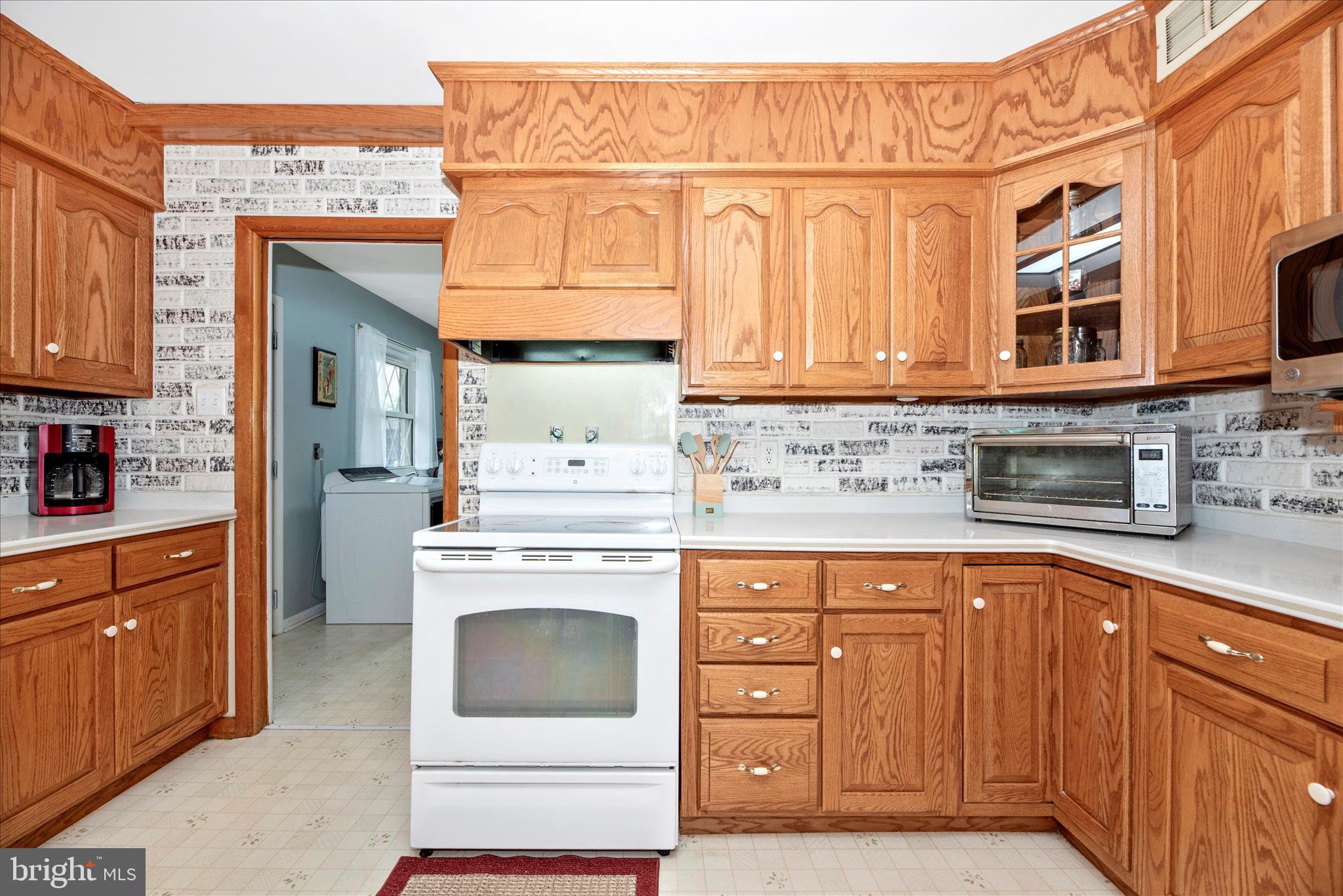MOUNTAIN VIEW ESTATES - Residential