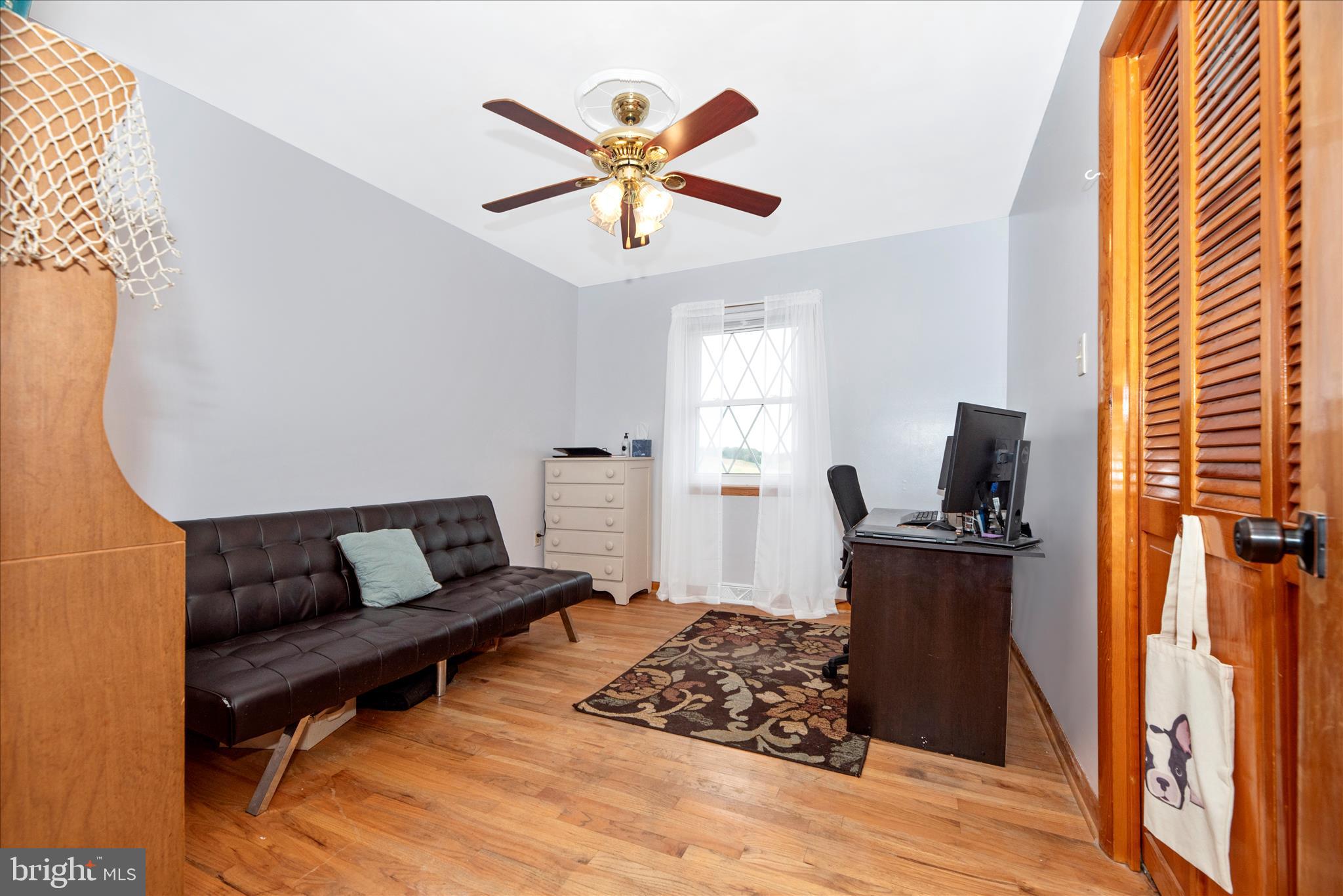 MOUNTAIN VIEW ESTATES - Residential