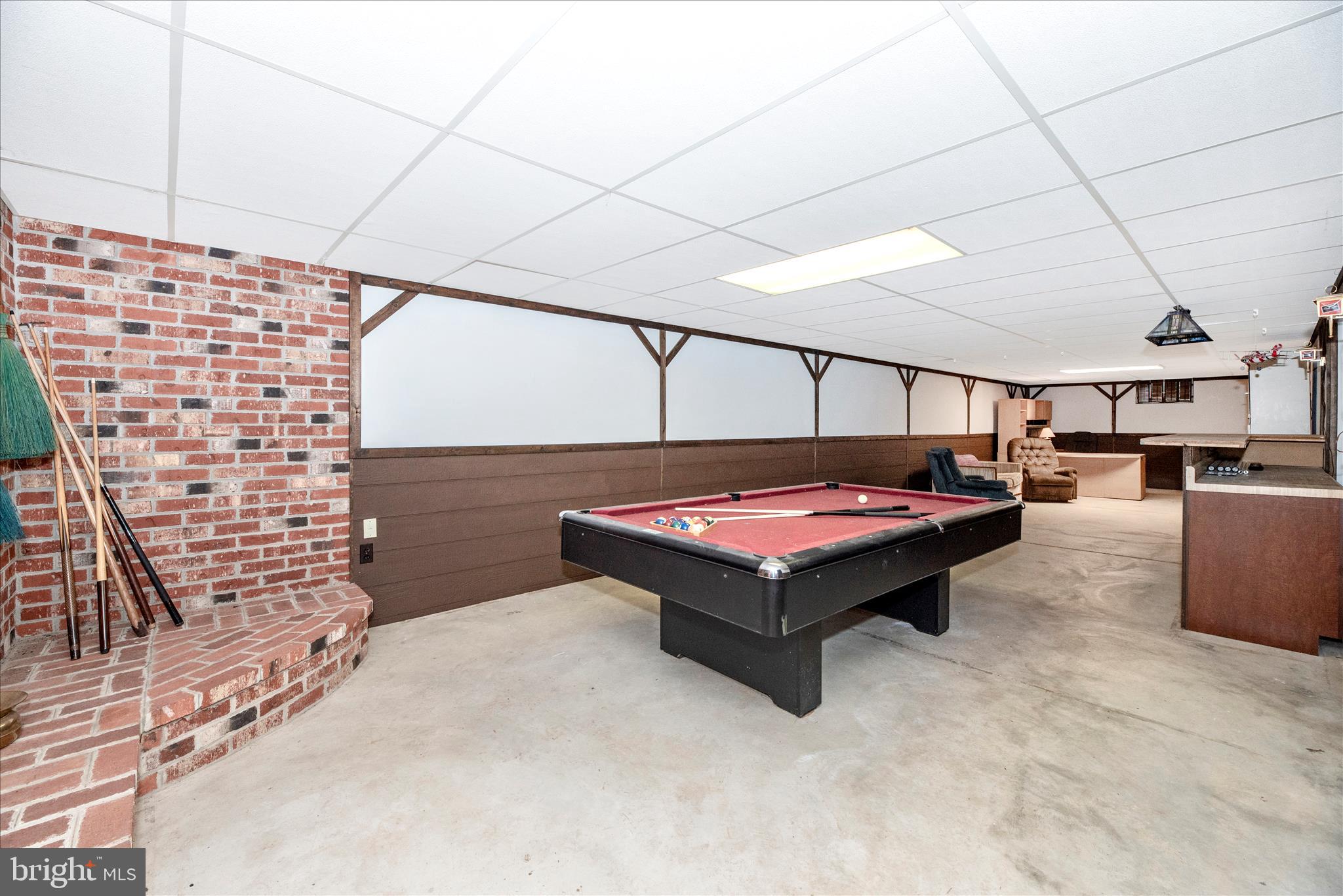 MOUNTAIN VIEW ESTATES - Residential