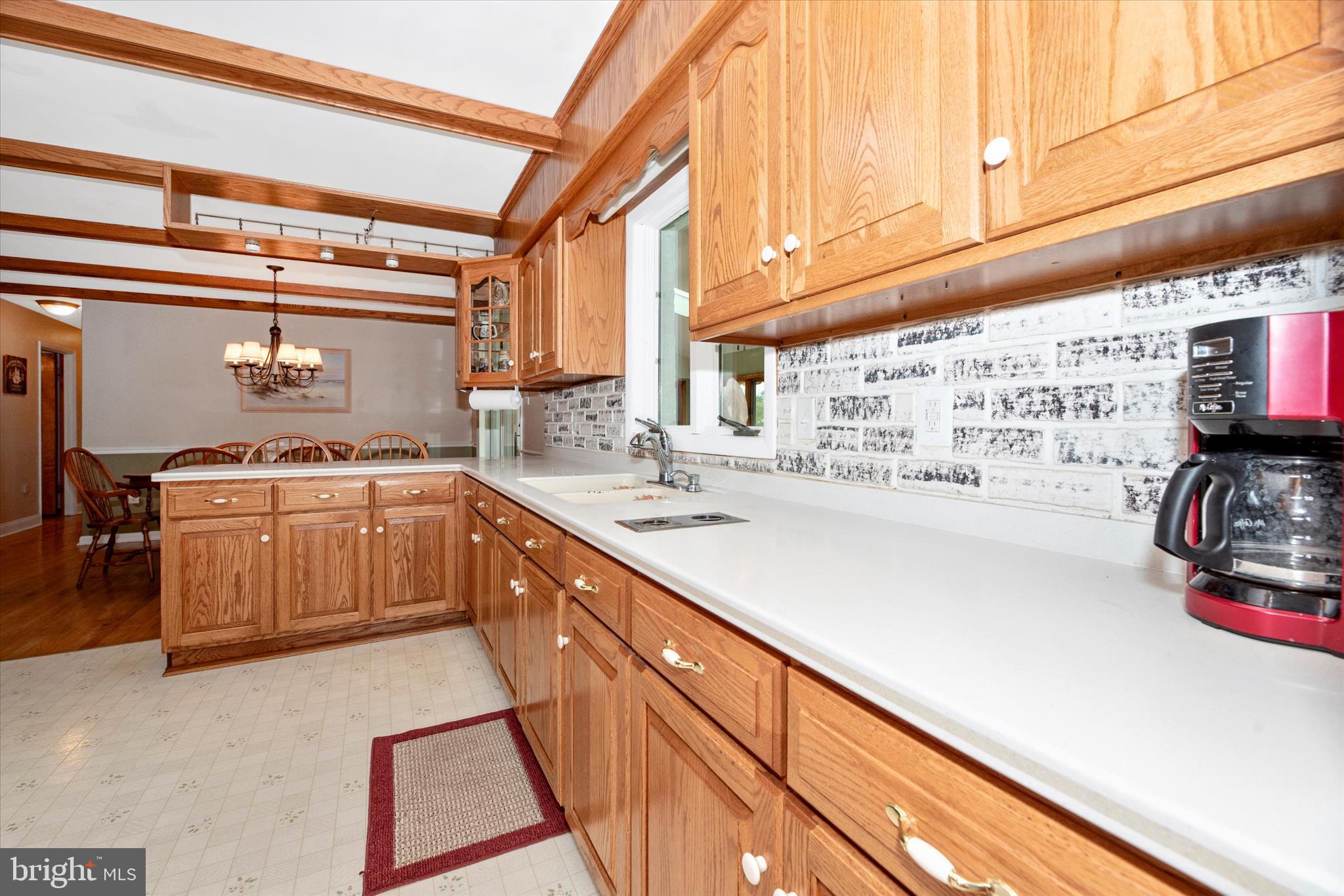 MOUNTAIN VIEW ESTATES - Residential