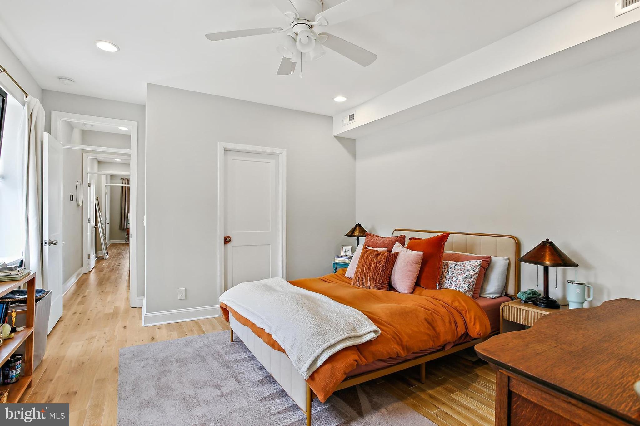 HIGHLANDTOWN - Residential