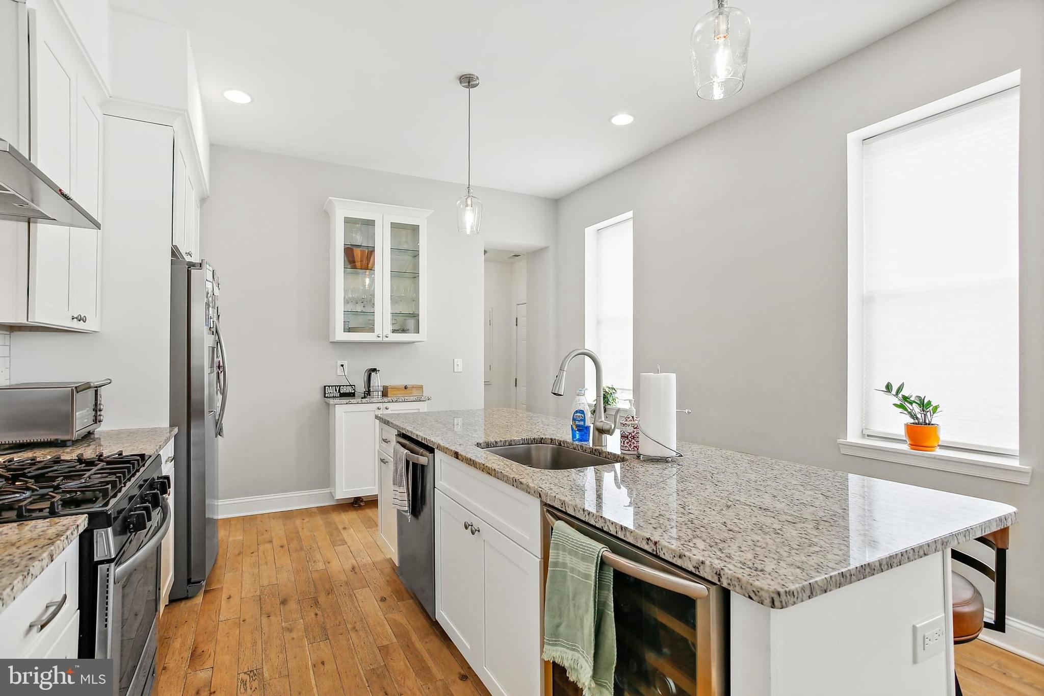 HIGHLANDTOWN - Residential