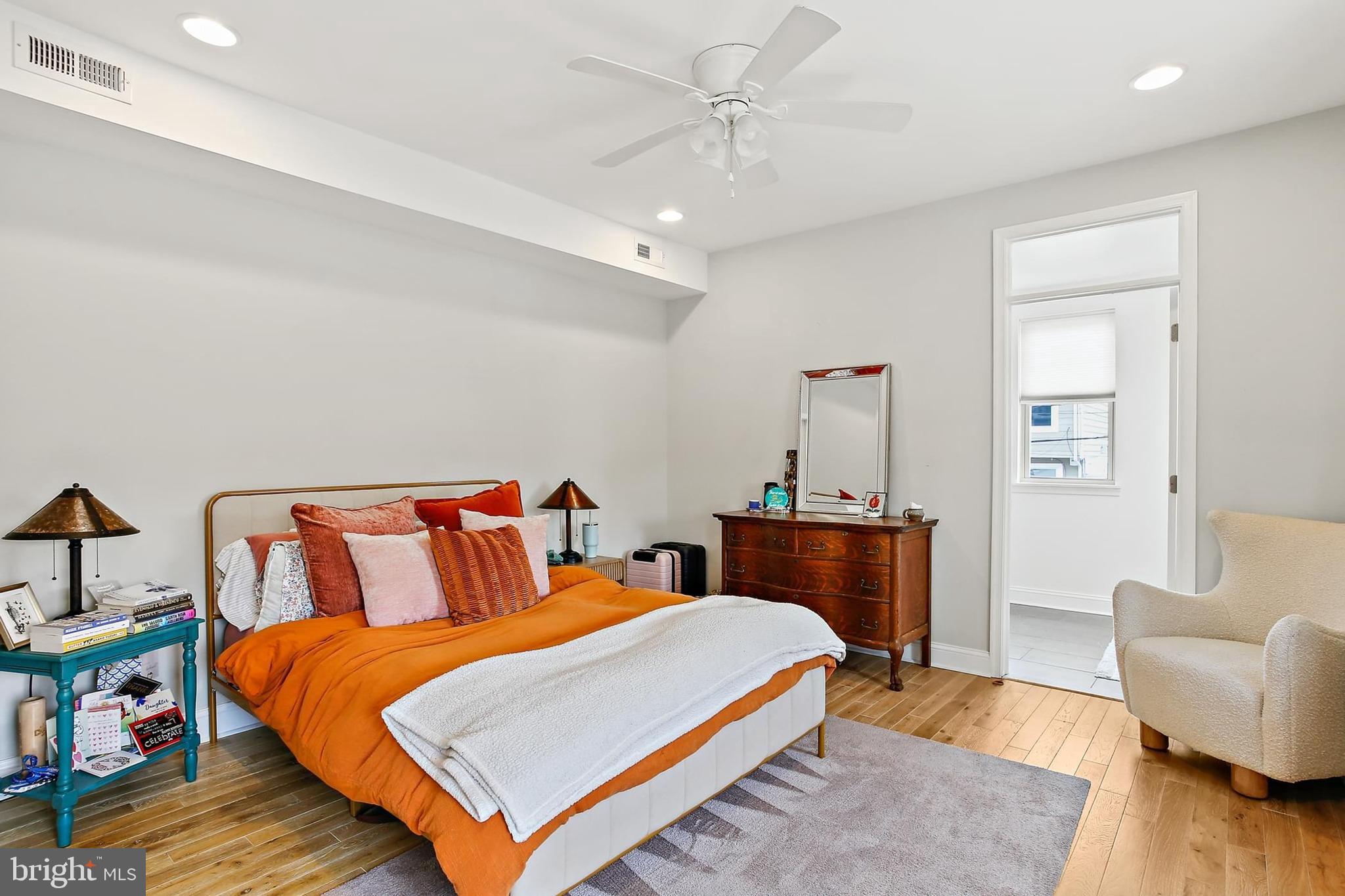 HIGHLANDTOWN - Residential