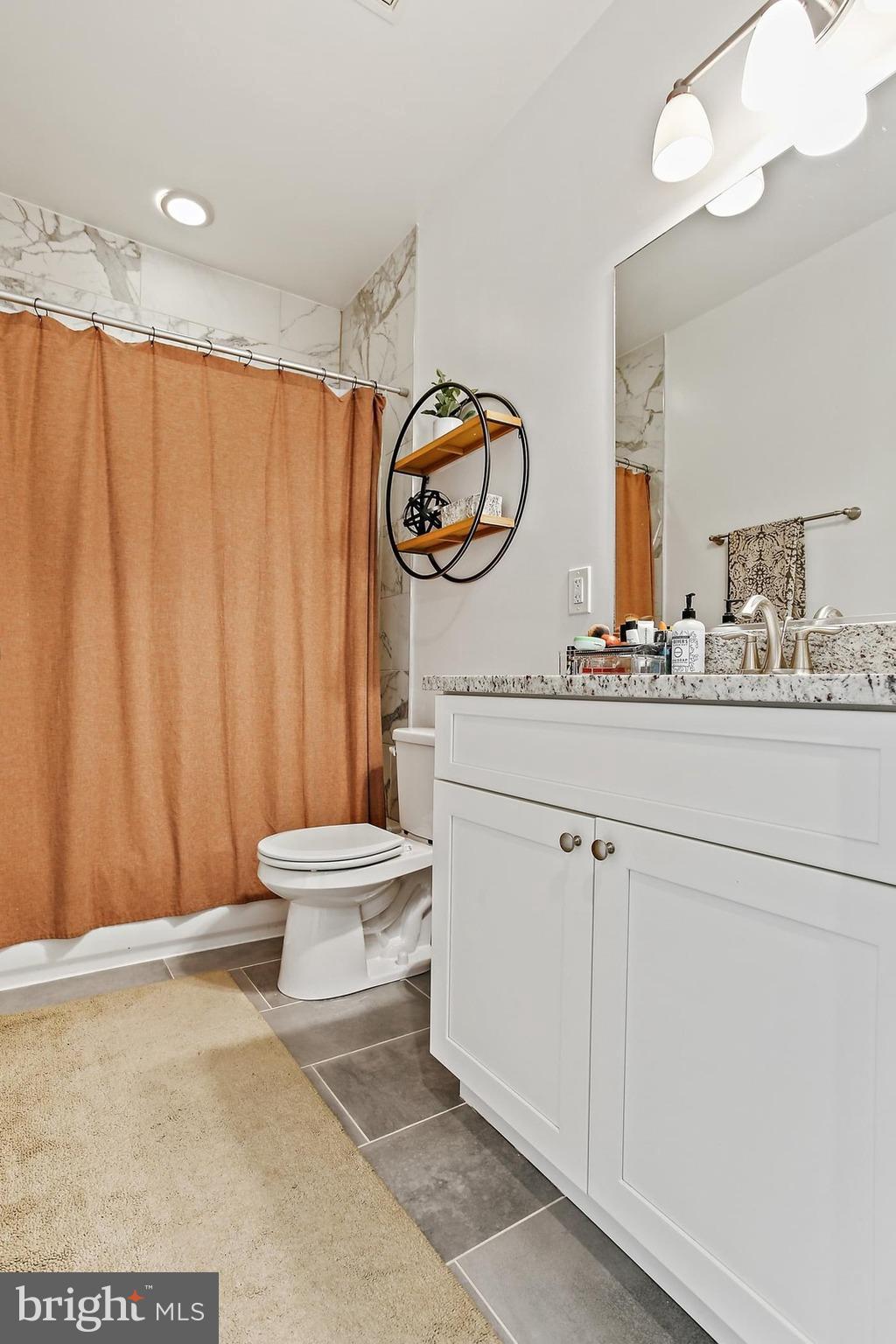 HIGHLANDTOWN - Residential