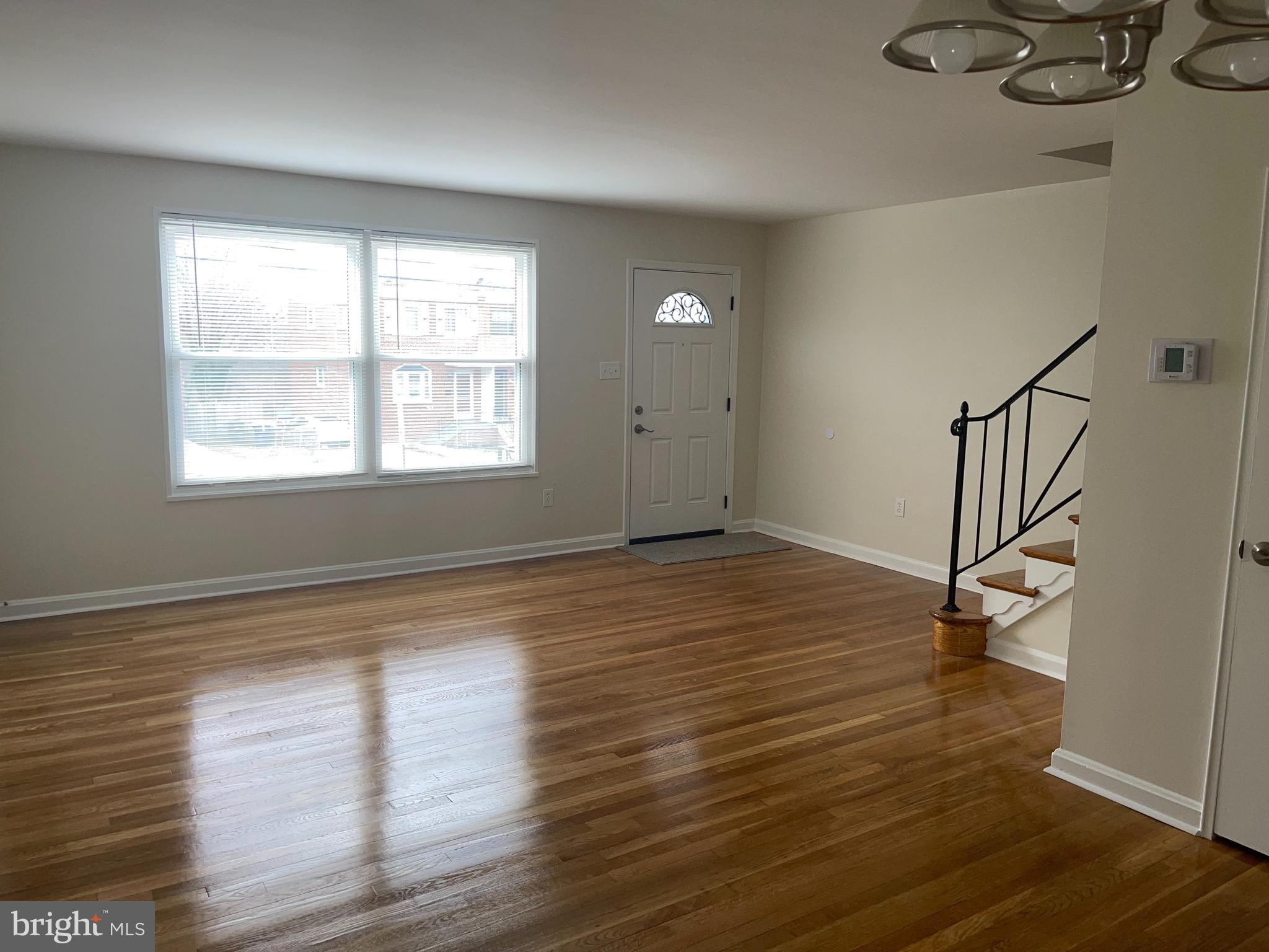 WOOD MANOR - Residential