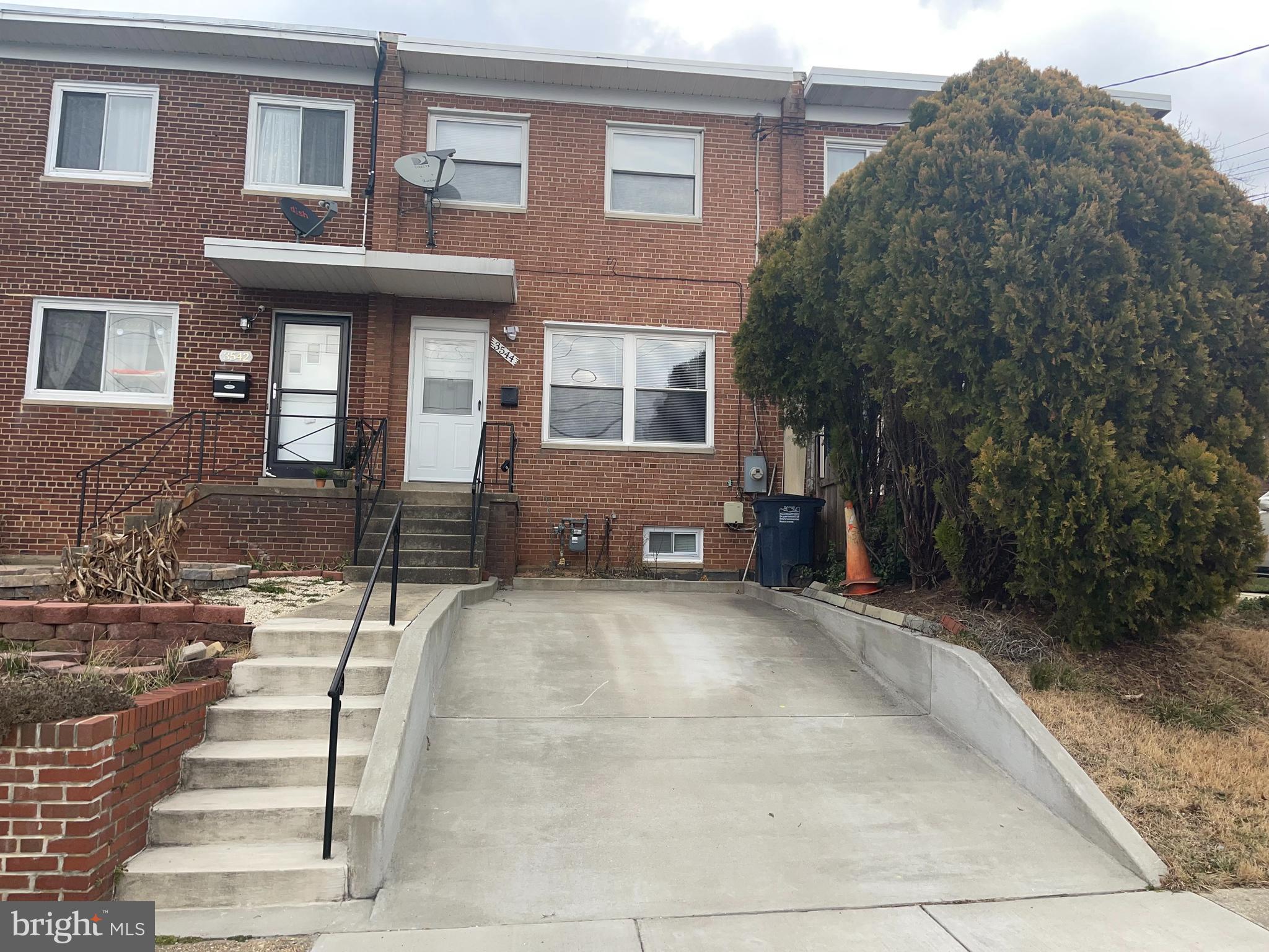 WOOD MANOR - Residential