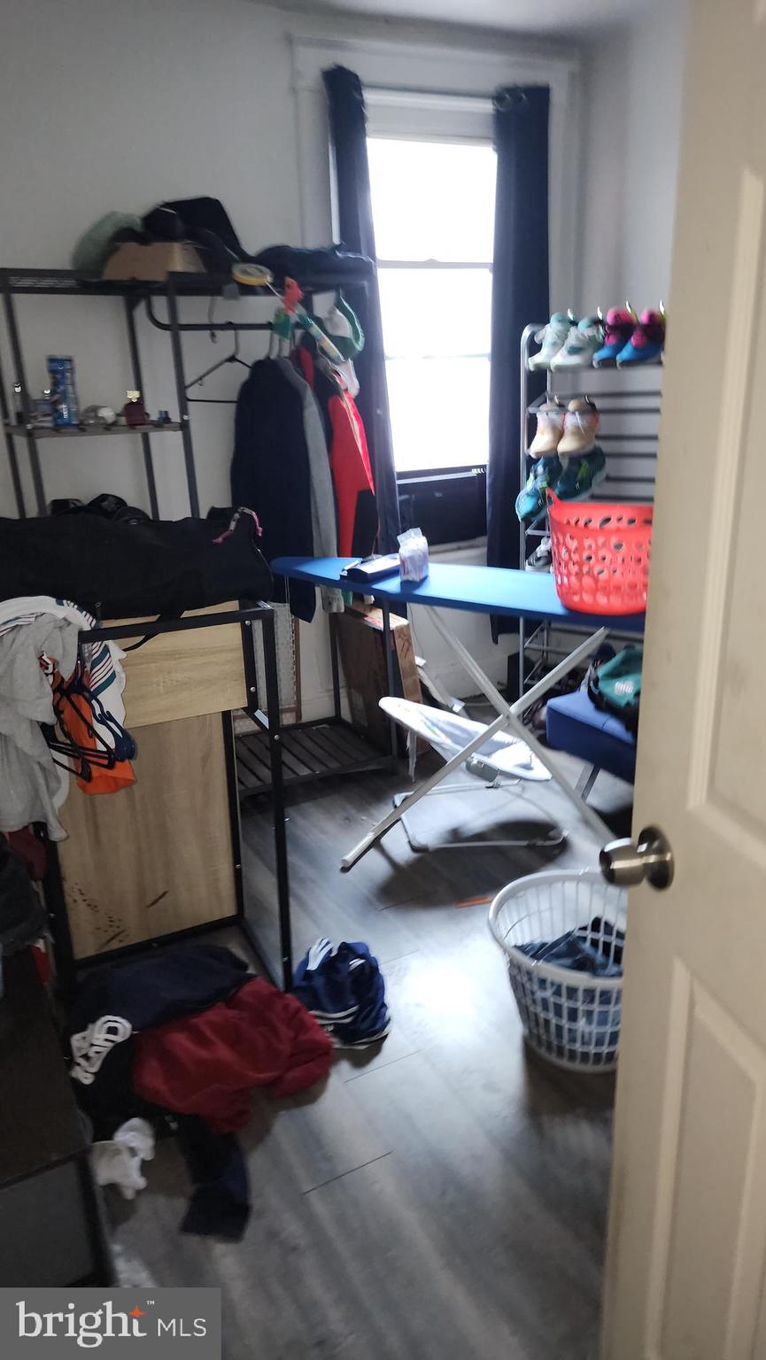 BIDDLE STREET - Residential