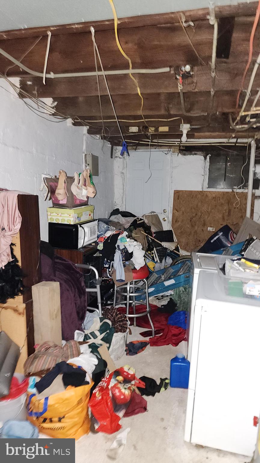 BIDDLE STREET - Residential