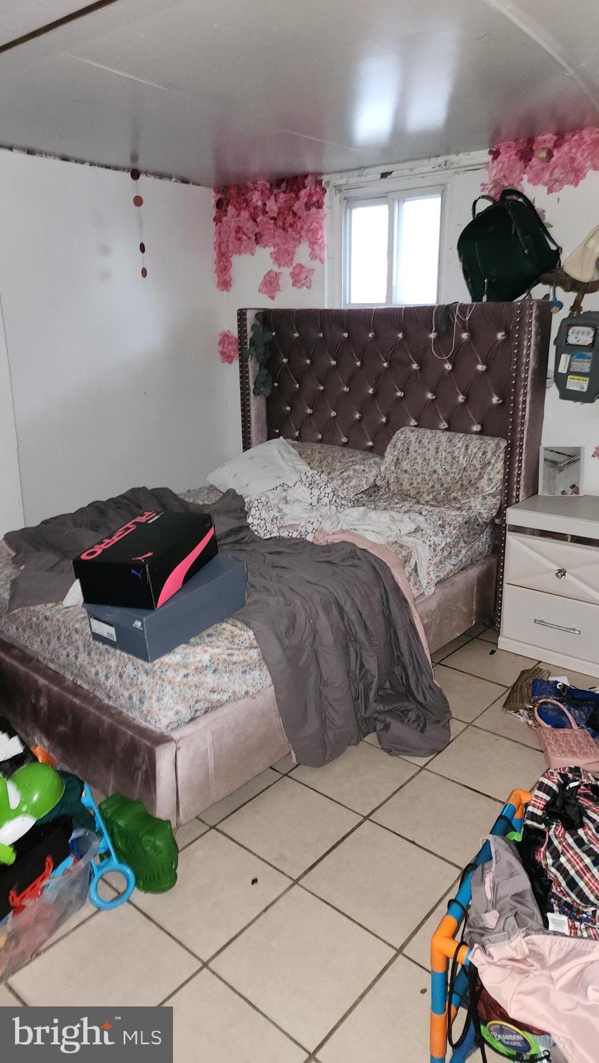 BIDDLE STREET - Residential