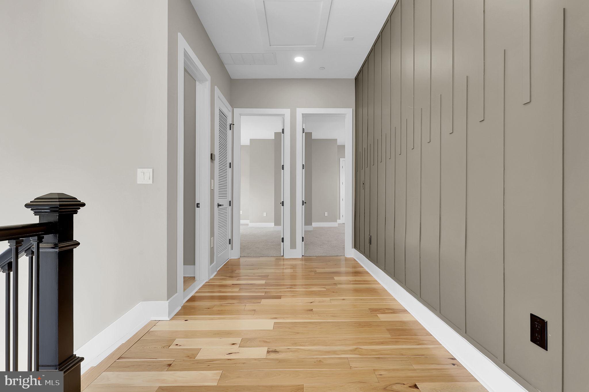 KENSINGTON HEIGHTS - Residential