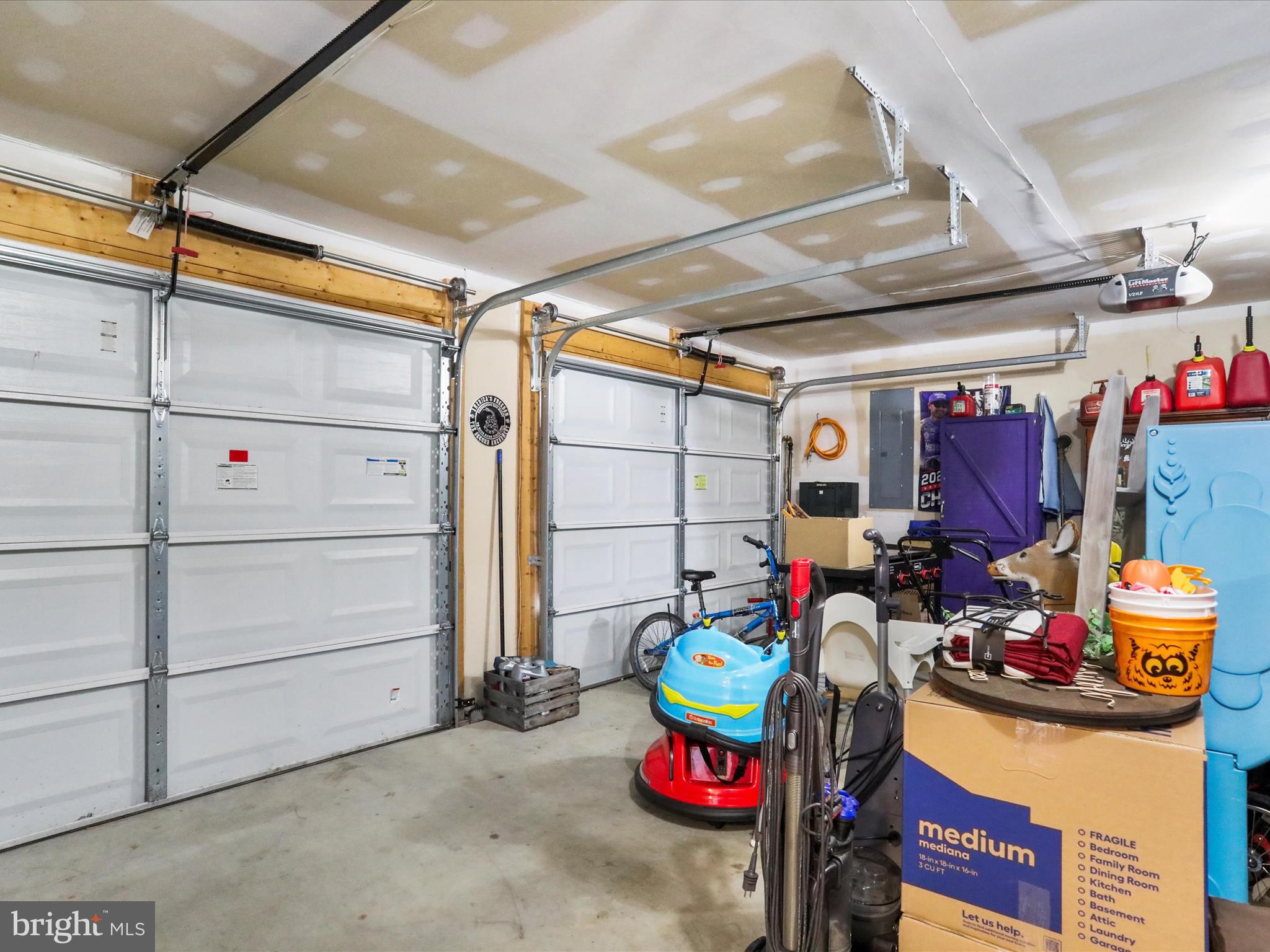 HERITAGE HILLS - Residential