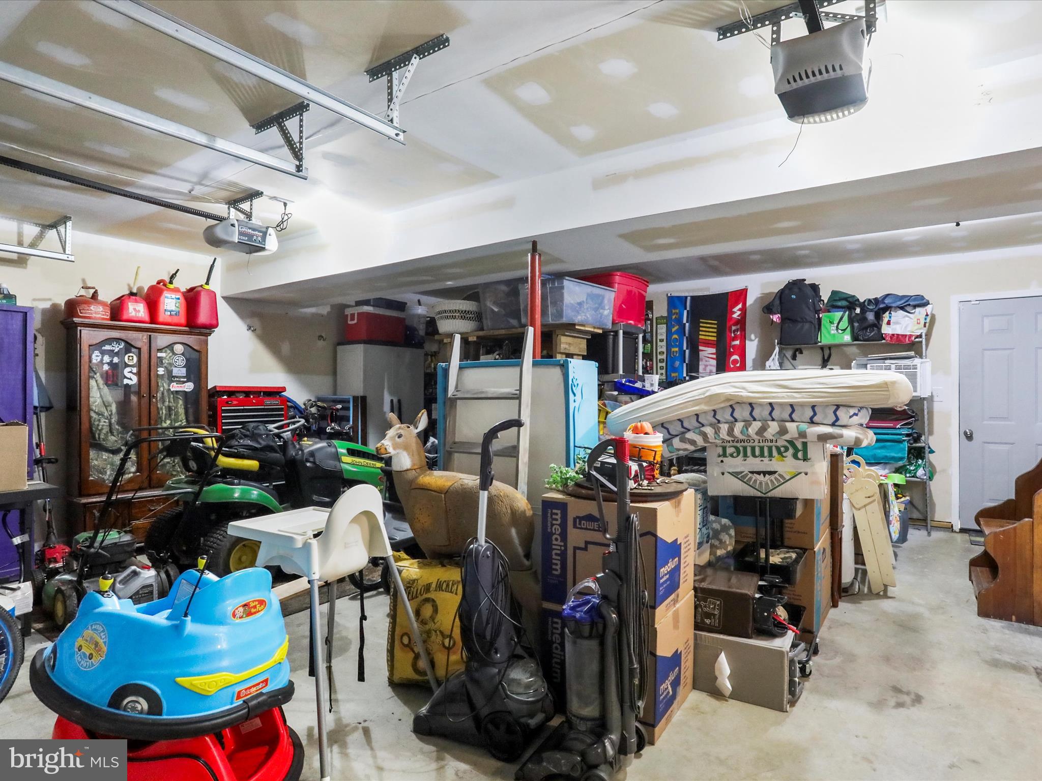 HERITAGE HILLS - Residential