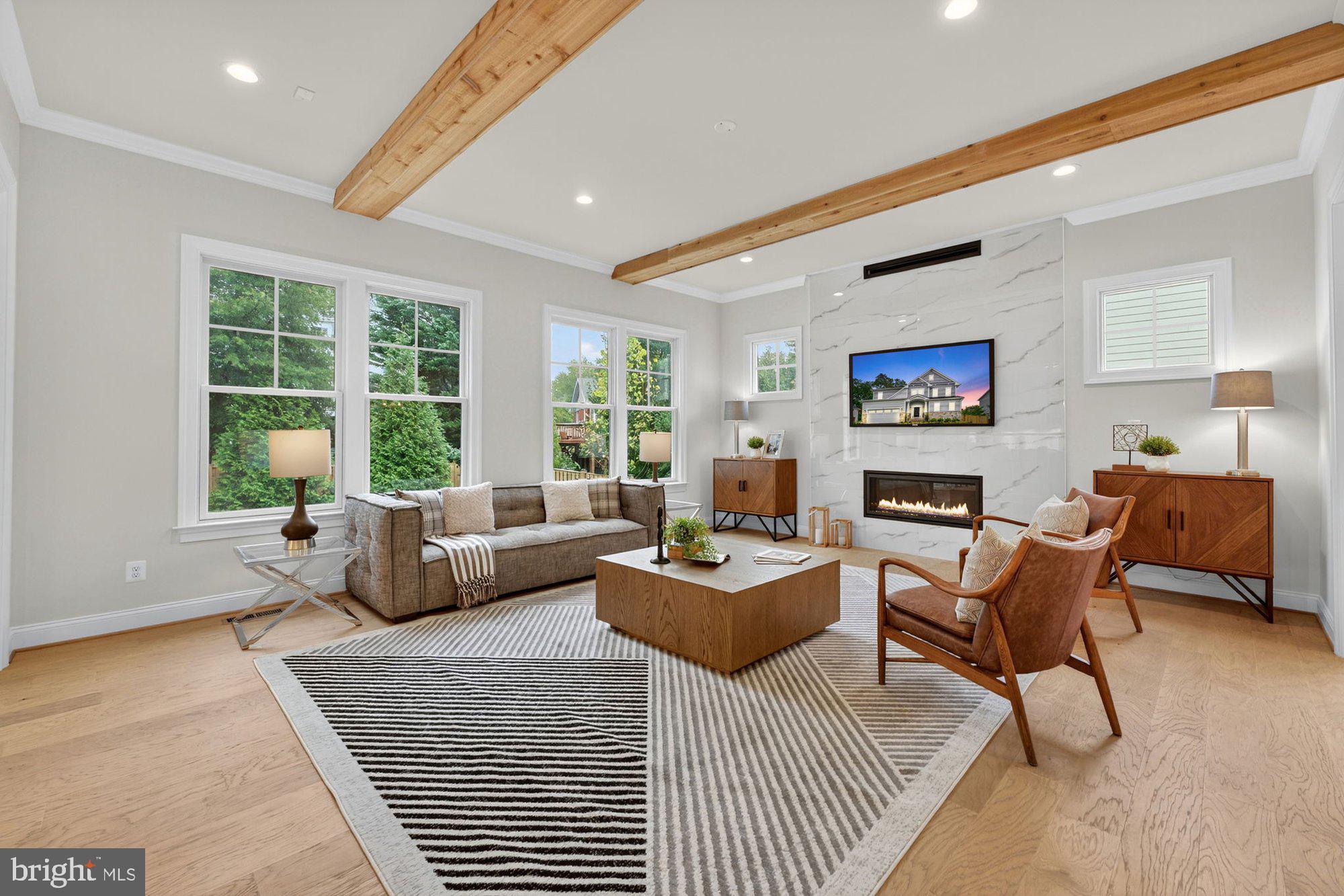 WEST VIENNA WOODS - Residential