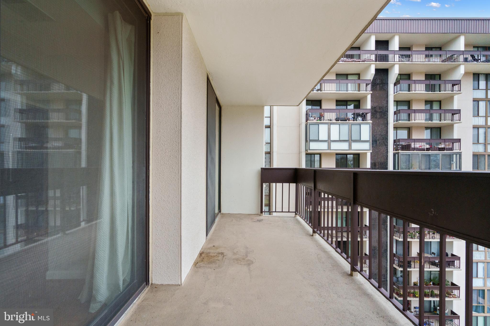 GREENHOUSE - Residential