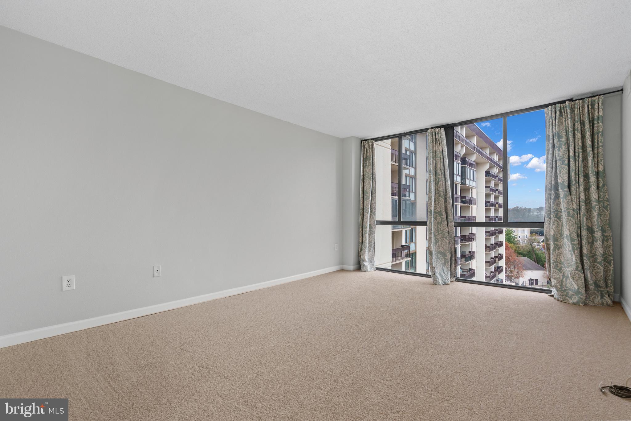 GREENHOUSE - Residential