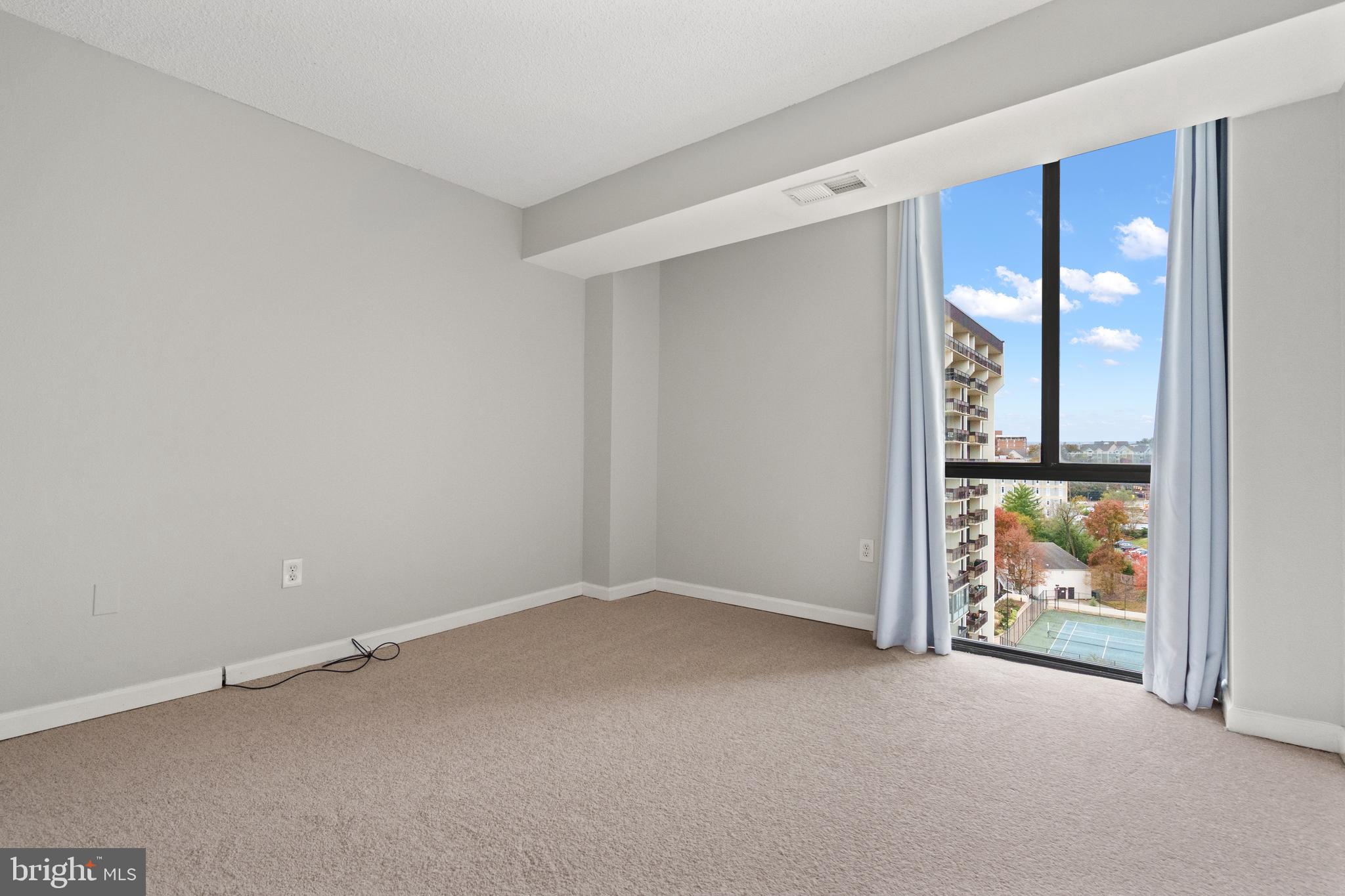 GREENHOUSE - Residential