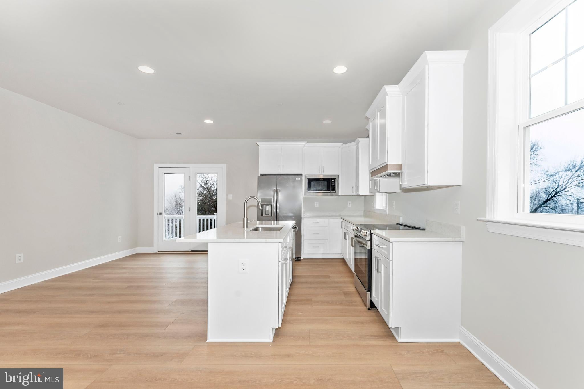 406 W GREEN STREET A