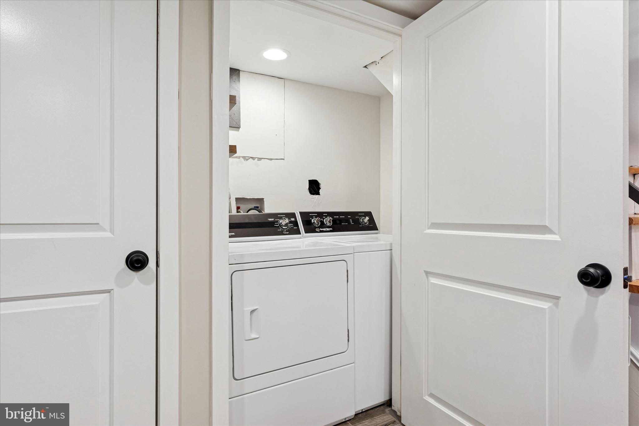 WHITMAN - Residential