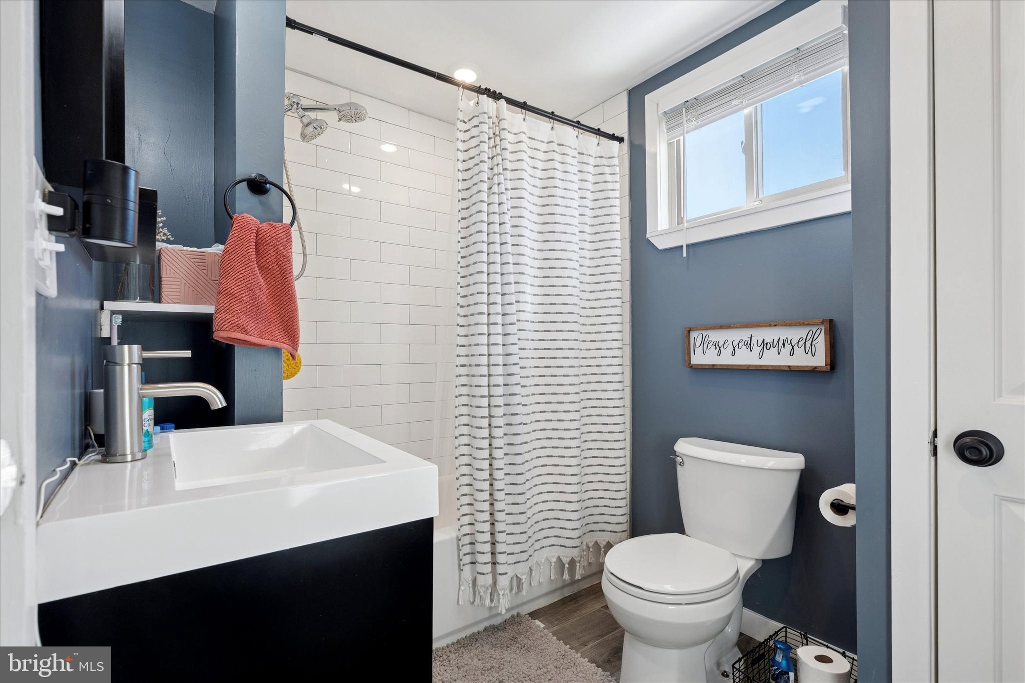 WHITMAN - Residential