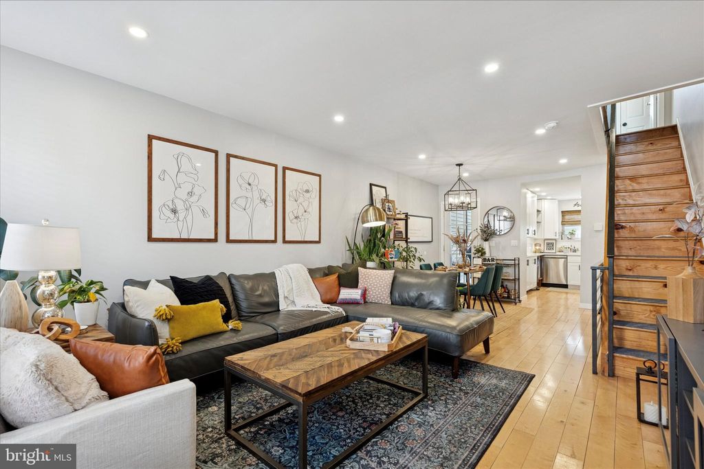 Photo of 362 Tree Street, PHILADELPHIA, PA 19148 (MLS # PAPH2580766)