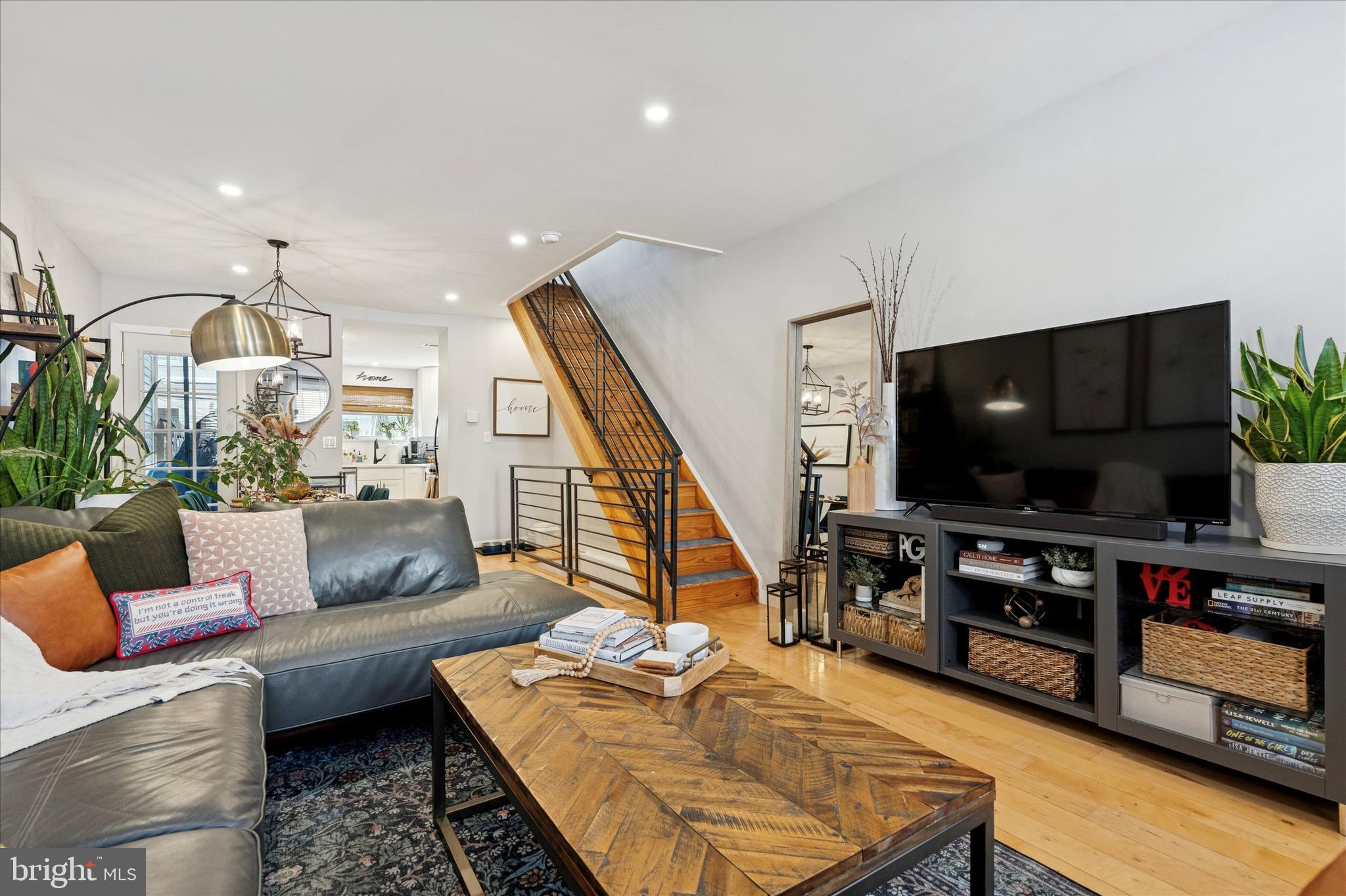 WHITMAN - Residential