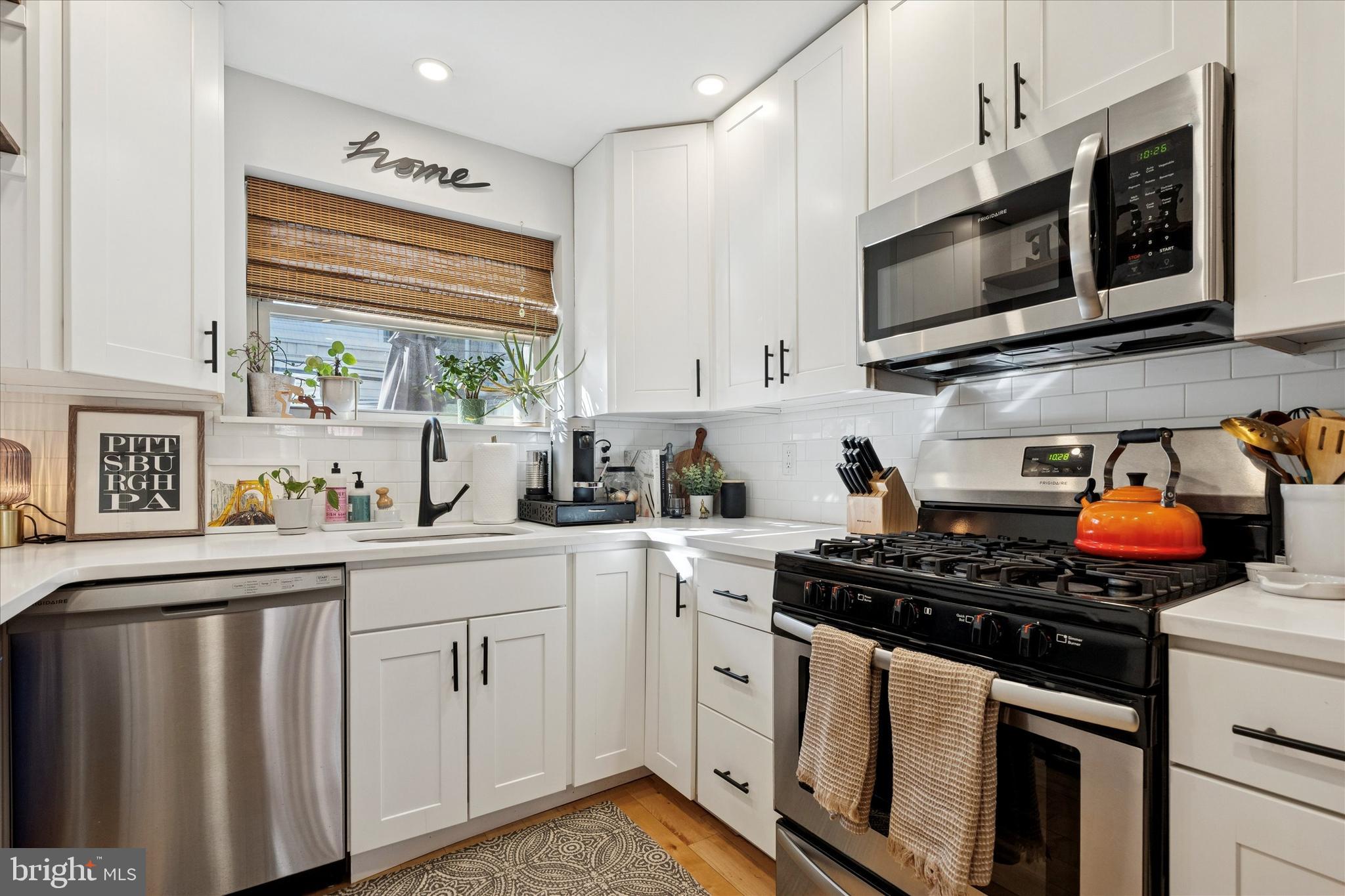 WHITMAN - Residential