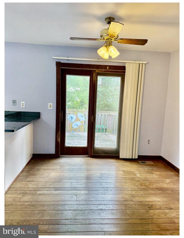 10 MEADOW GRASS COURT