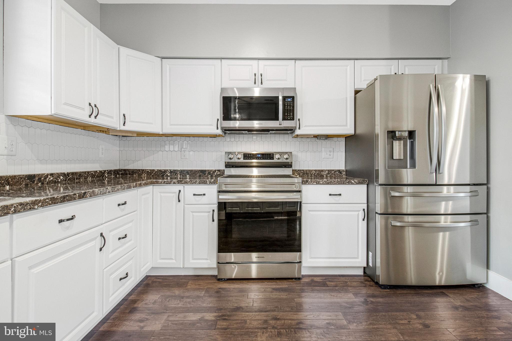 SYCAMORE MEWS - Residential