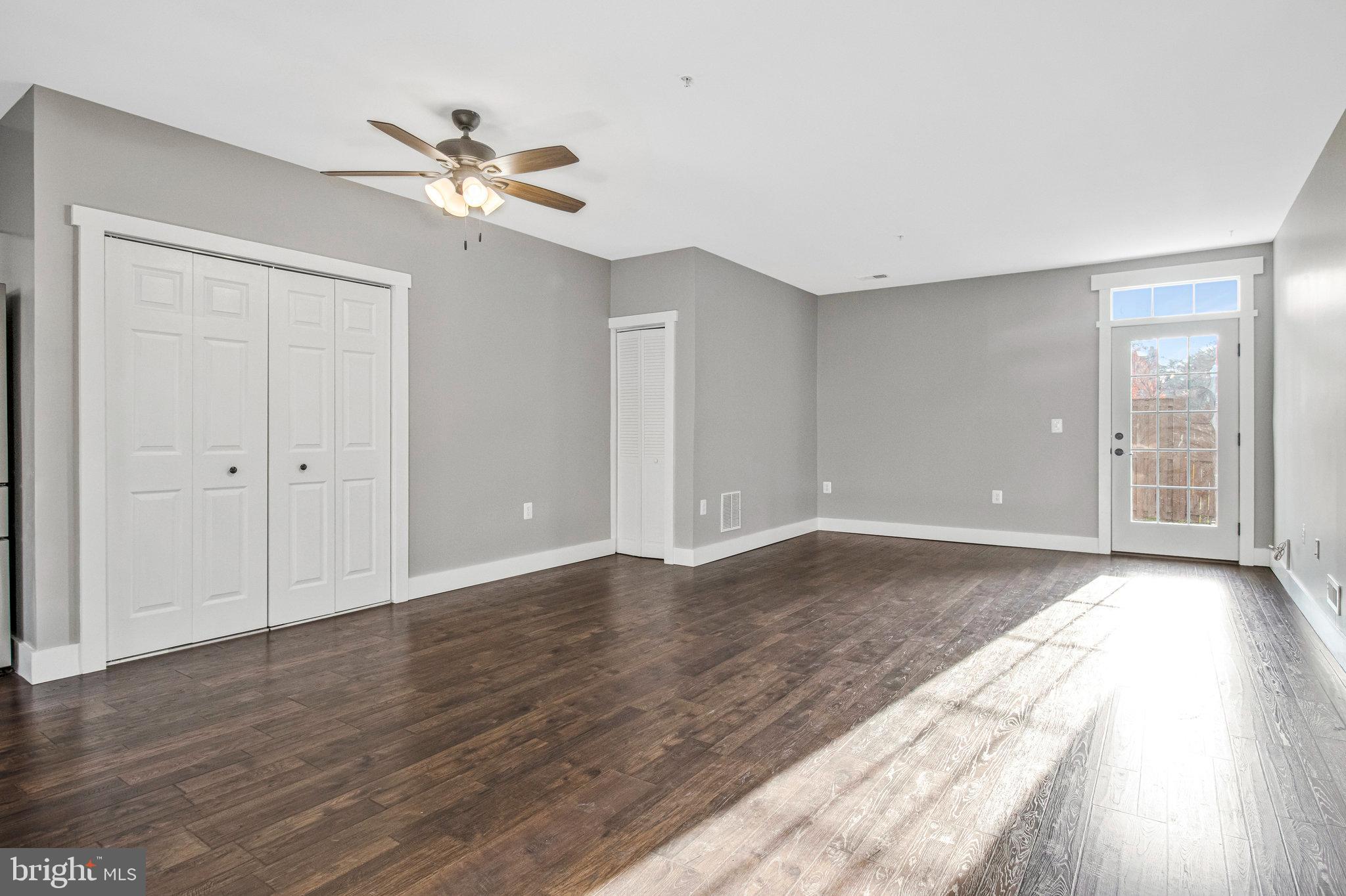 SYCAMORE MEWS - Residential