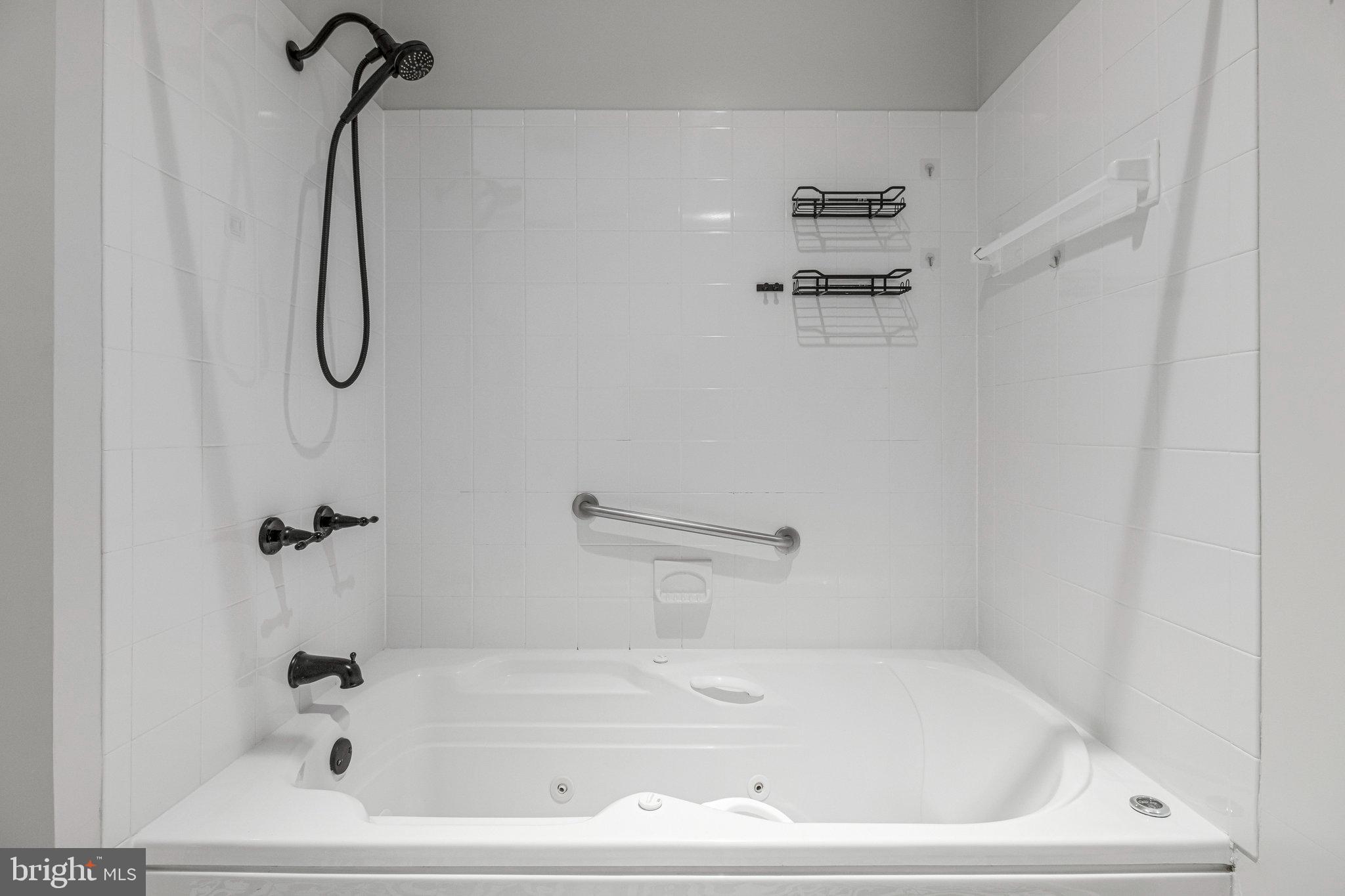 SYCAMORE MEWS - Residential