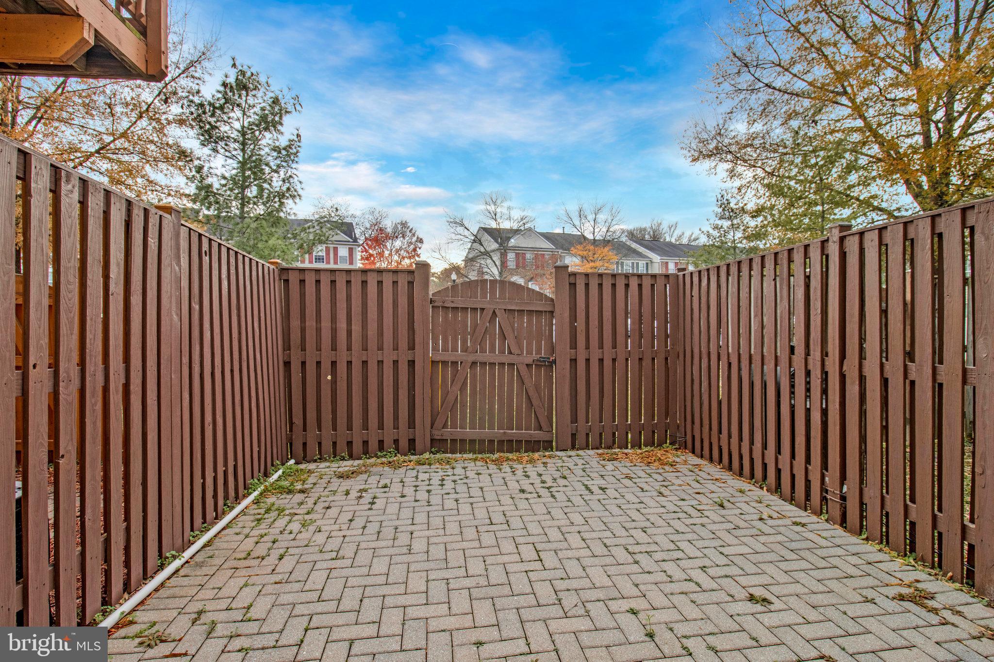 SYCAMORE MEWS - Residential