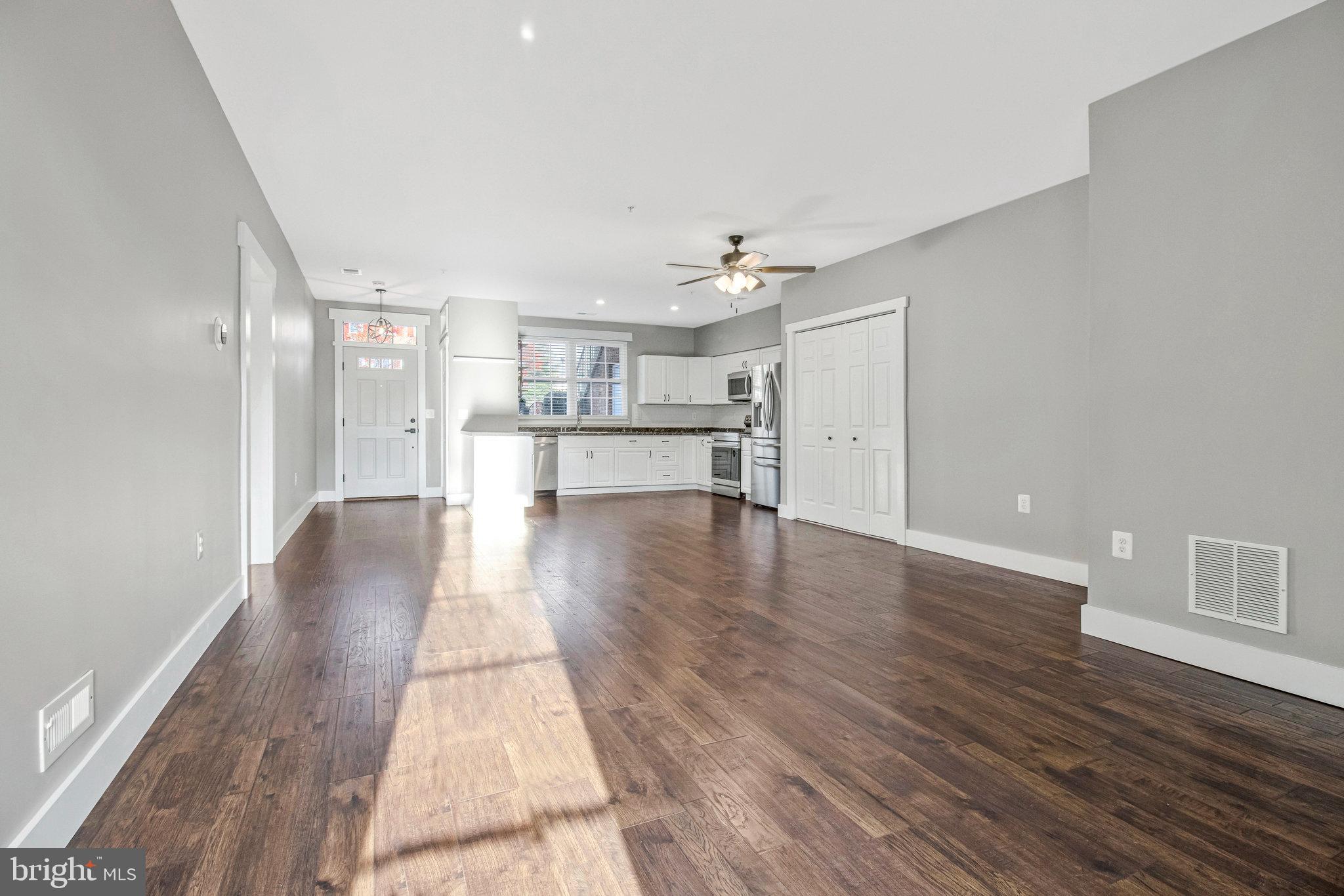 SYCAMORE MEWS - Residential