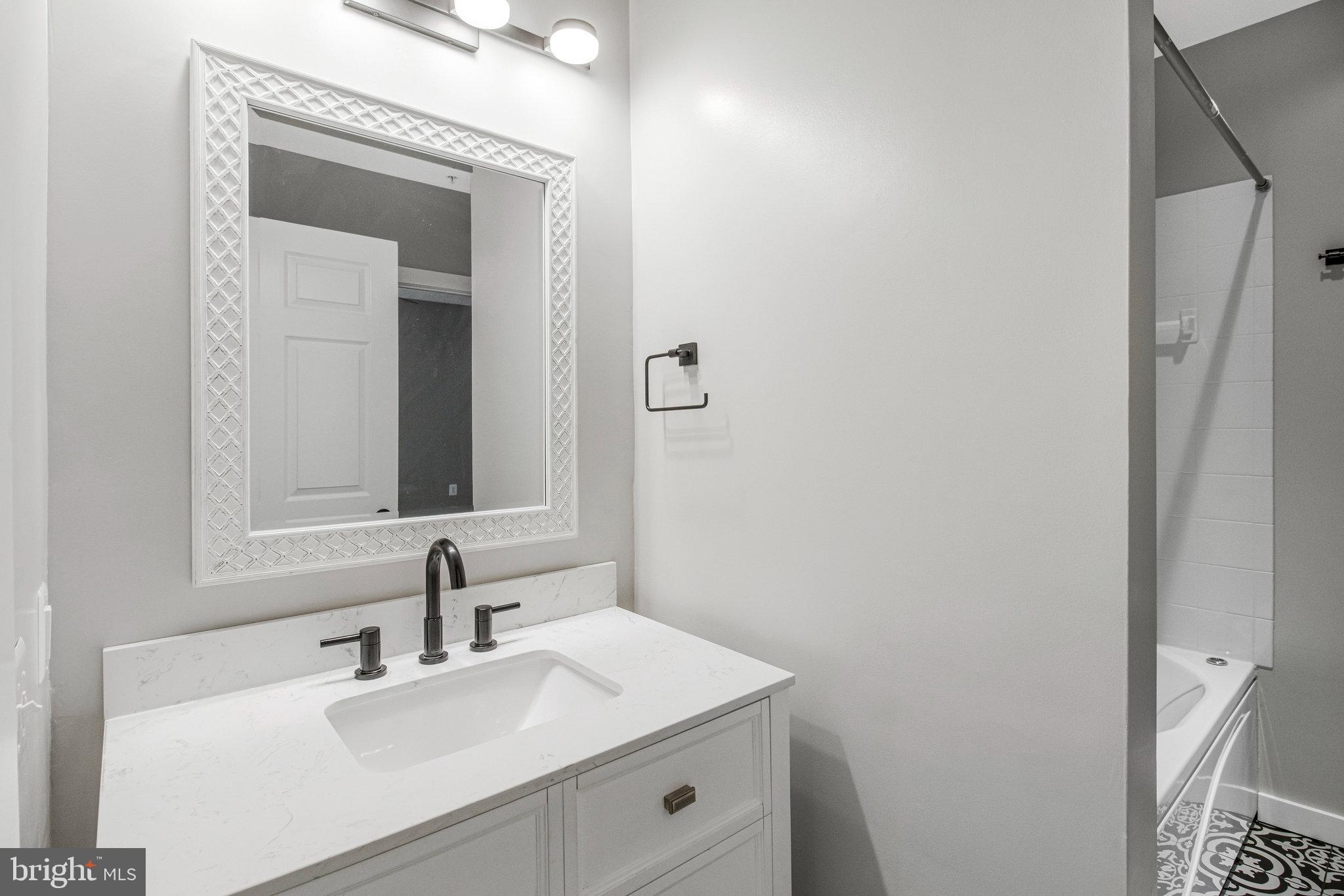 SYCAMORE MEWS - Residential