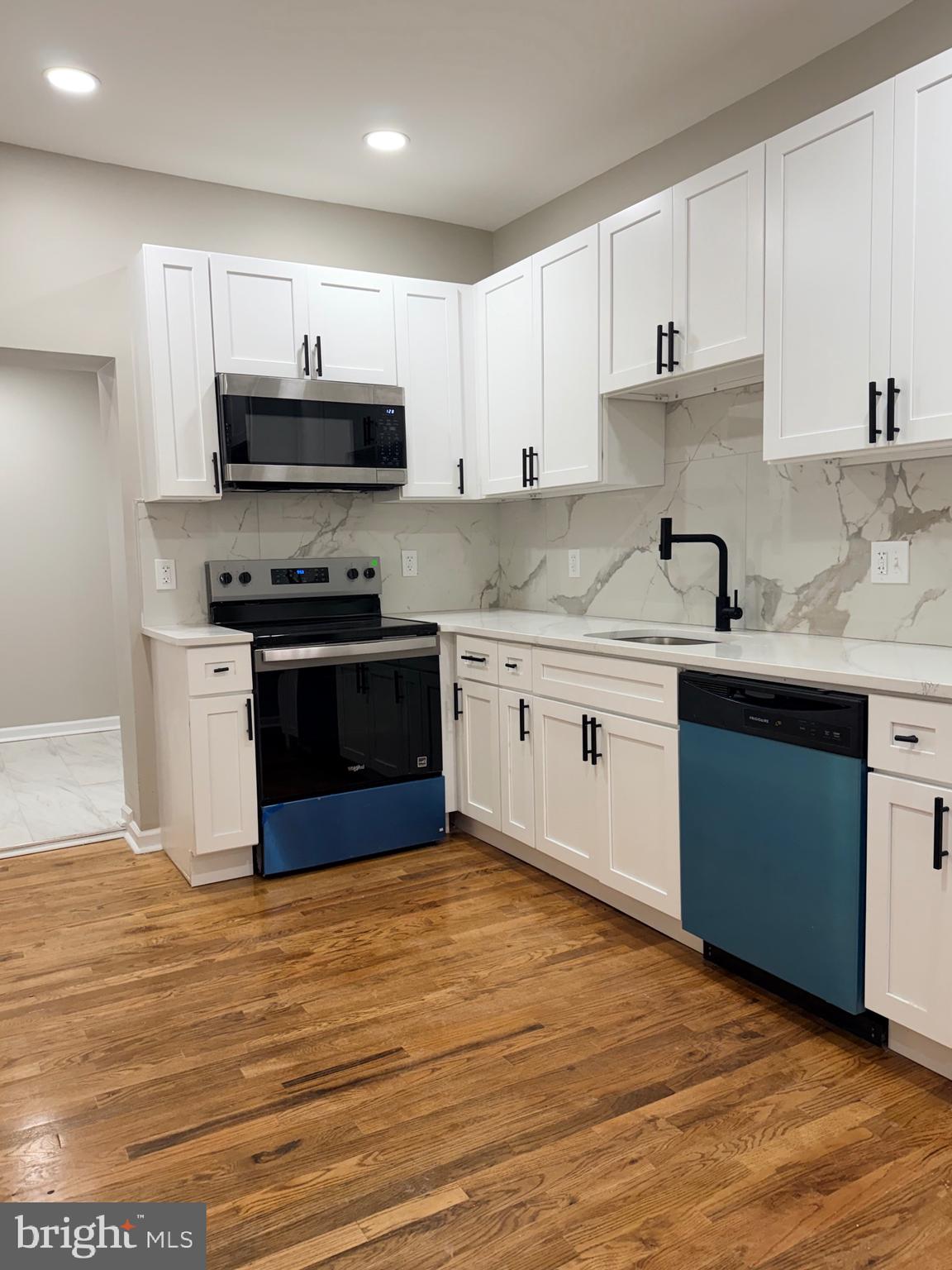 HARROWGATE - Residential