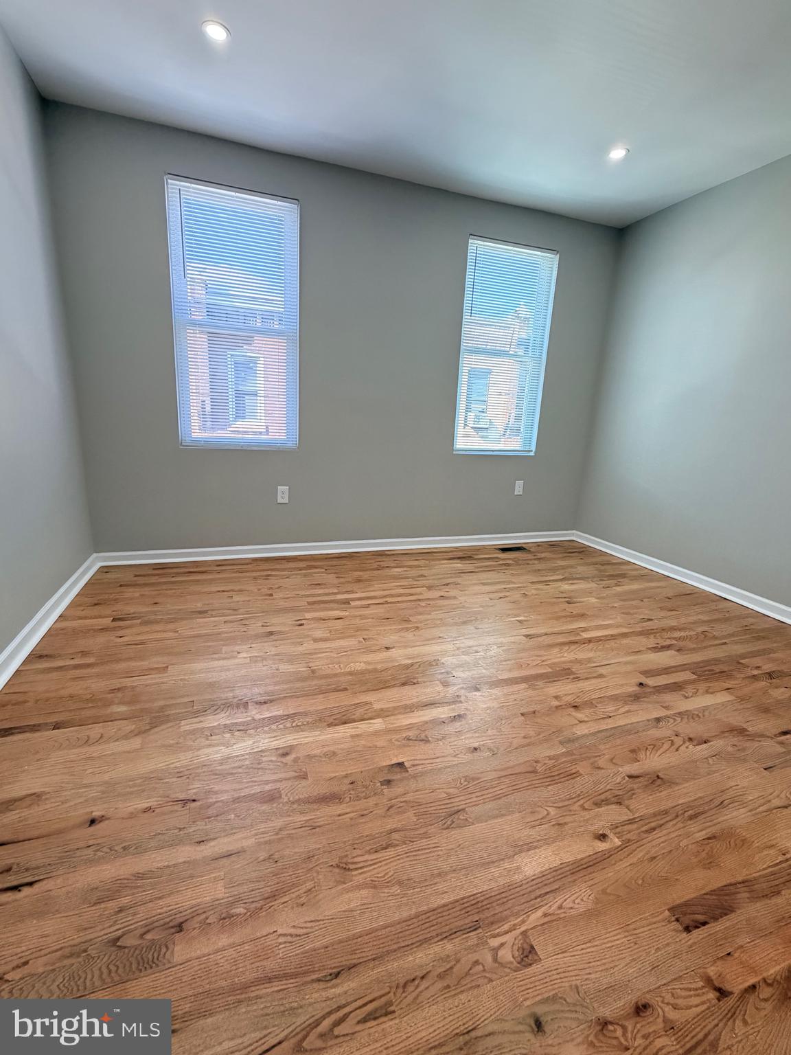 HARROWGATE - Residential