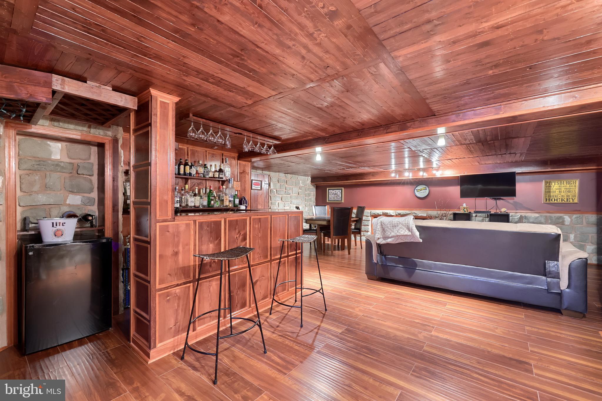 MIDLAND-HOLLYWOOD HEIGHTS - Residential