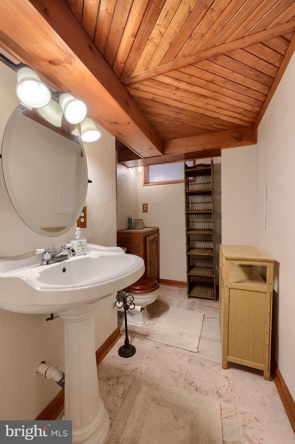 MIDLAND-HOLLYWOOD HEIGHTS - Residential