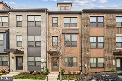 3518 STELLA BLUE DRIVE HYATTSVILLE MD 20782