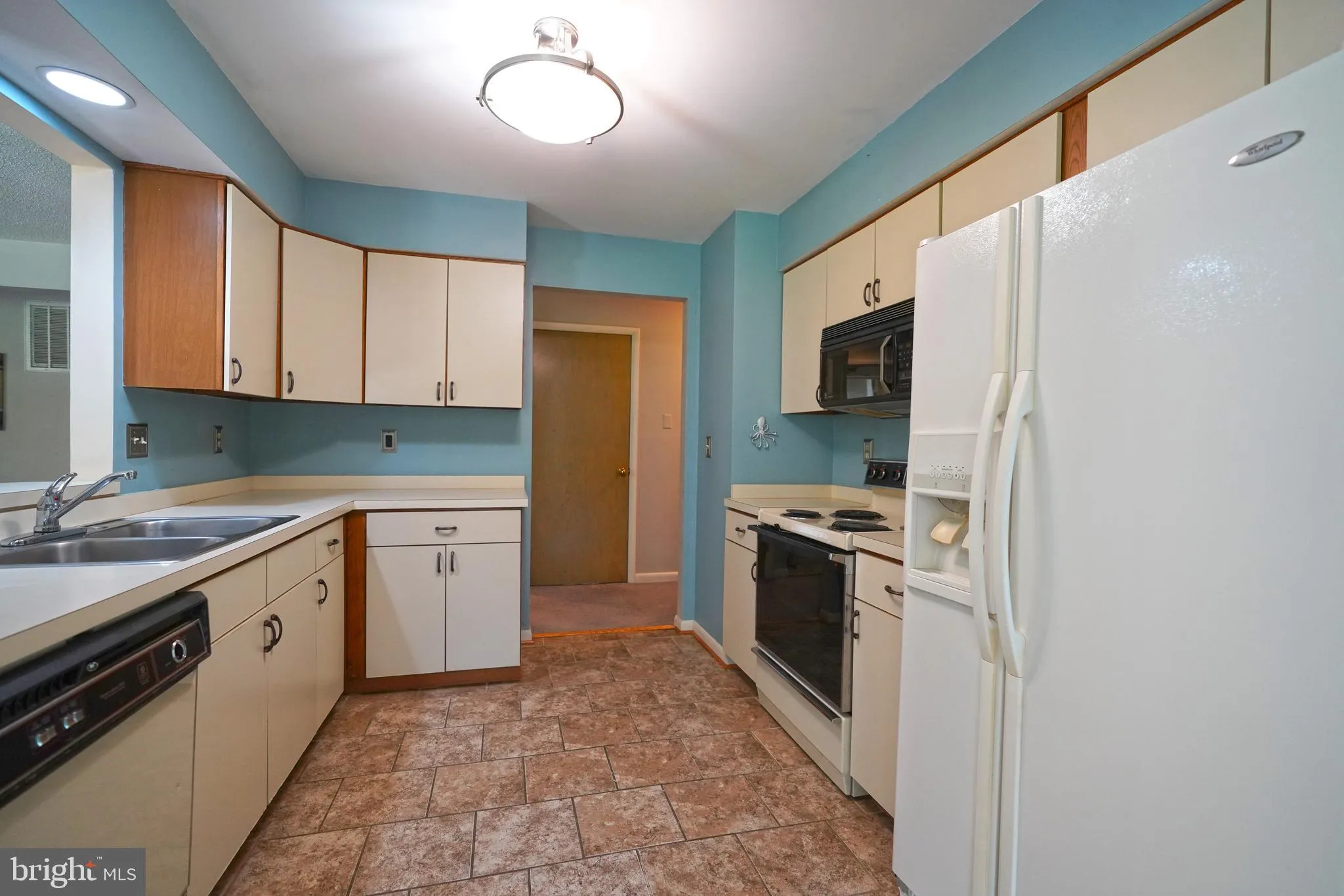 Lewes, Delaware 19958, United States, 3 Bedrooms Bedrooms, ,2 BathroomsBathrooms,Residential,Pending,192408