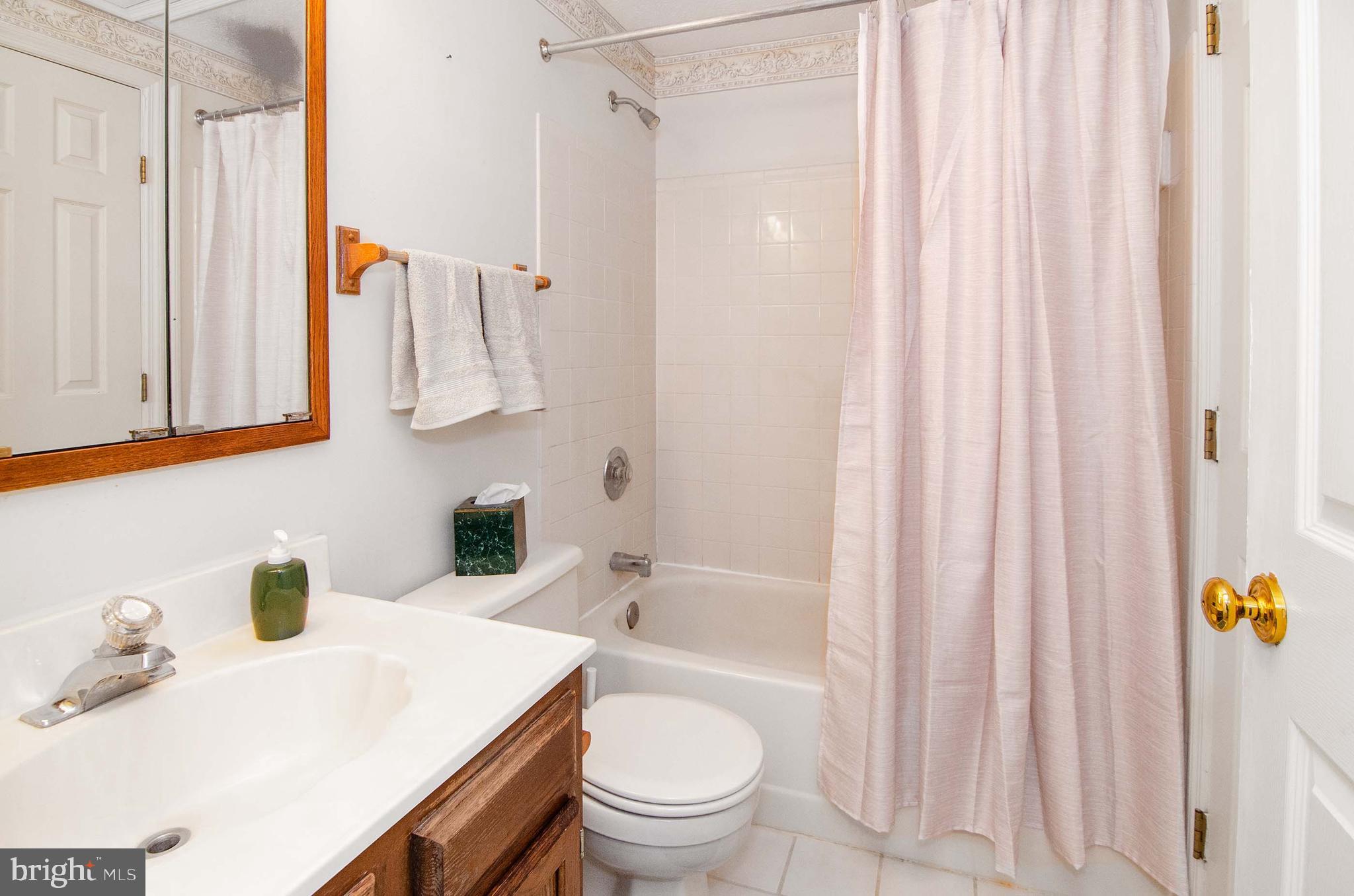 FEATHERHILL - Residential