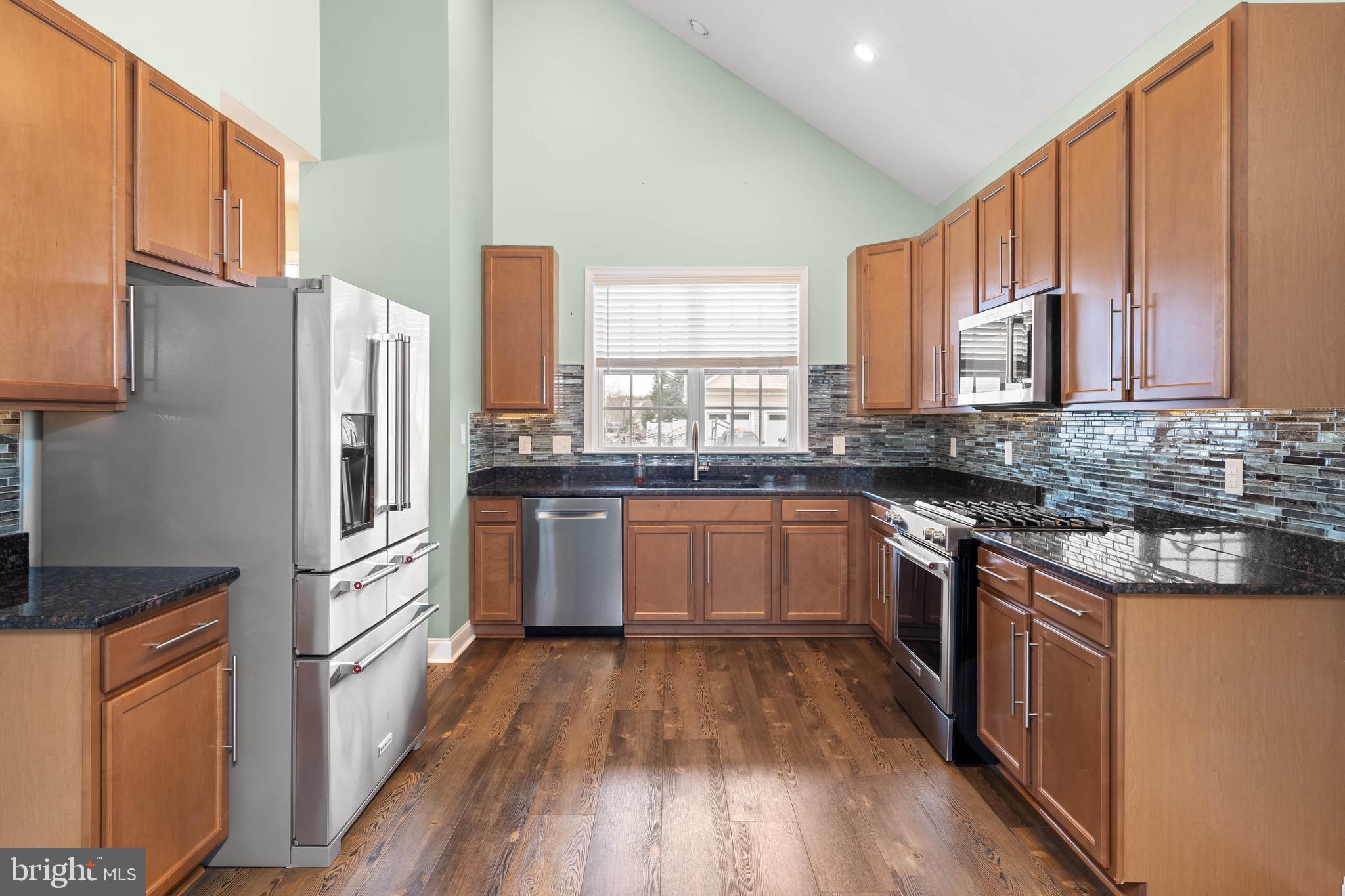 34795 MUTE SWAN LANE