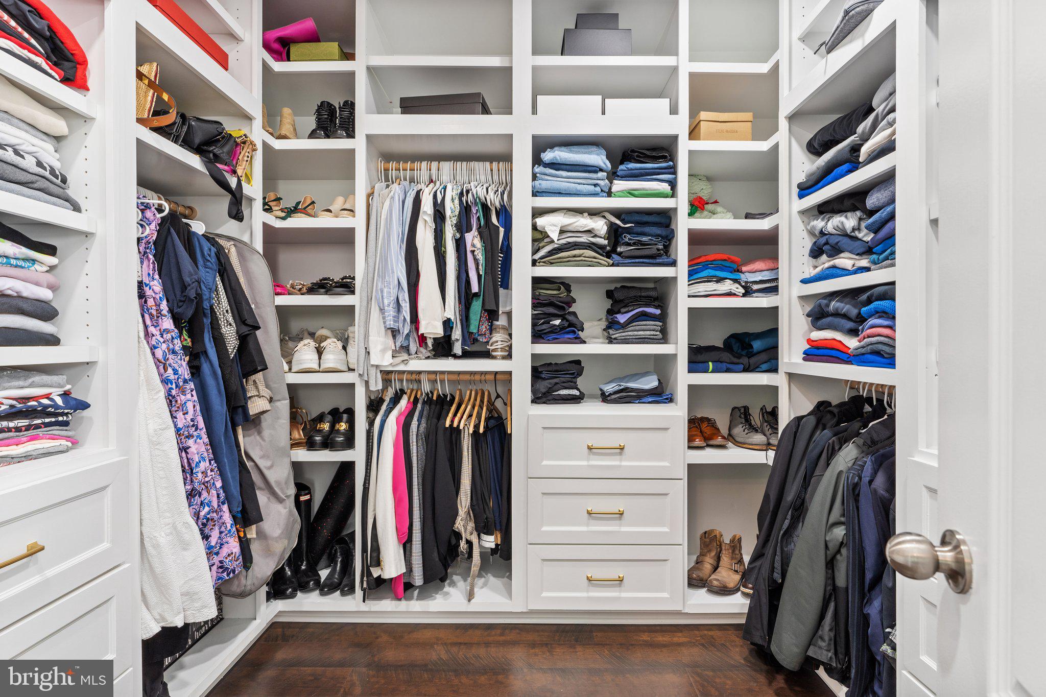 GROVE AT WILLOWSFORD - Residential