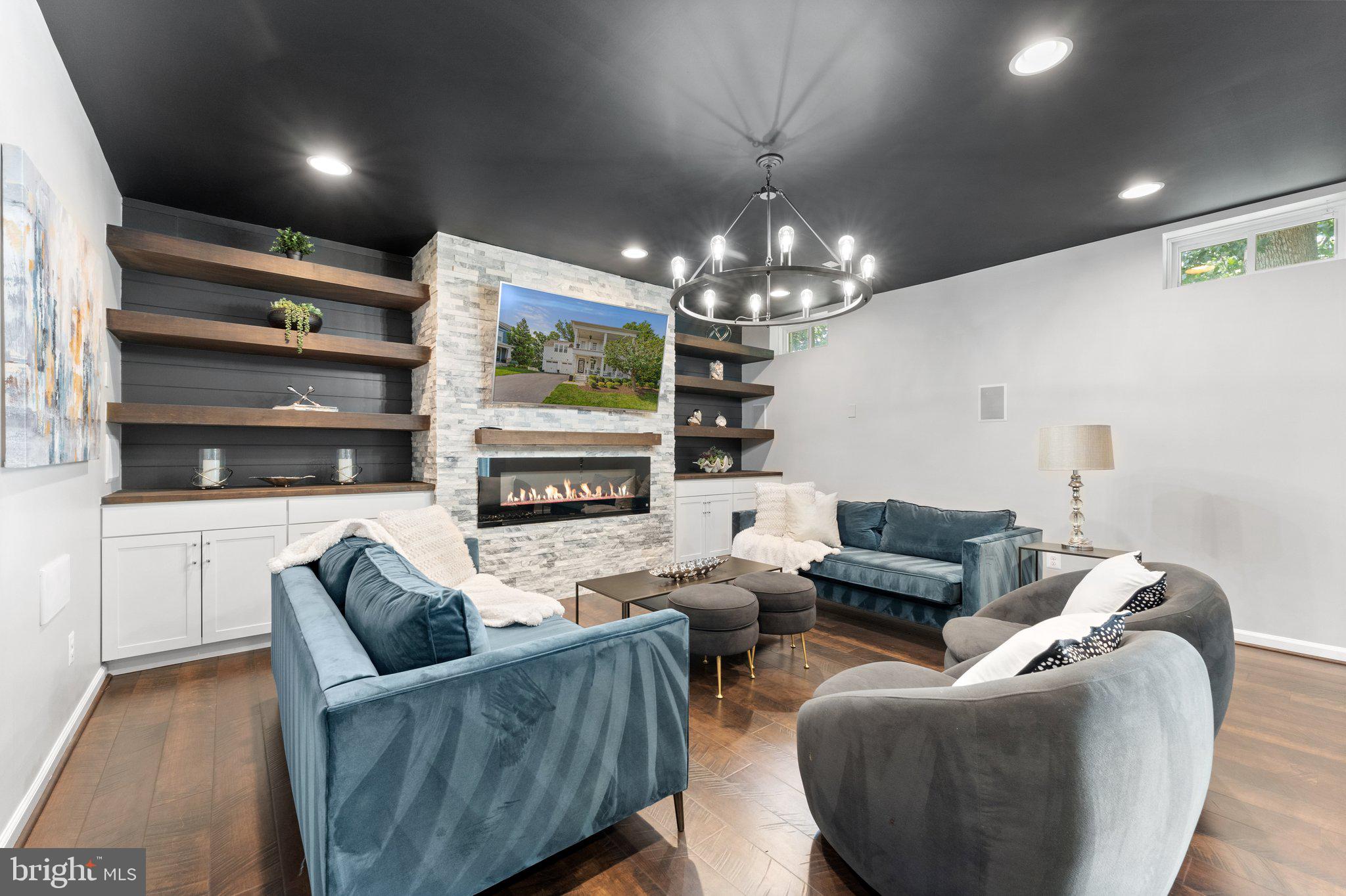 GROVE AT WILLOWSFORD - Residential