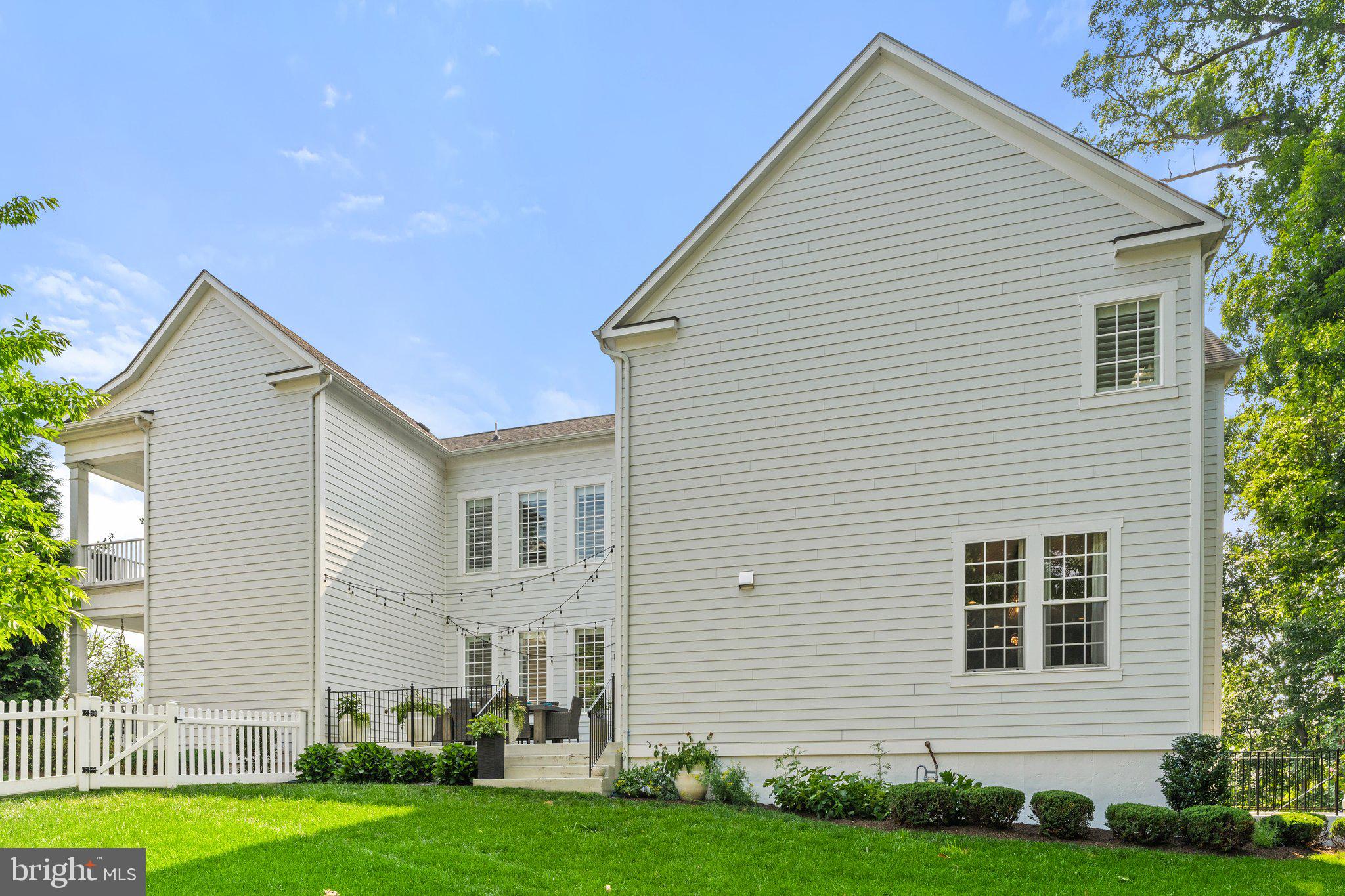 GROVE AT WILLOWSFORD - Residential